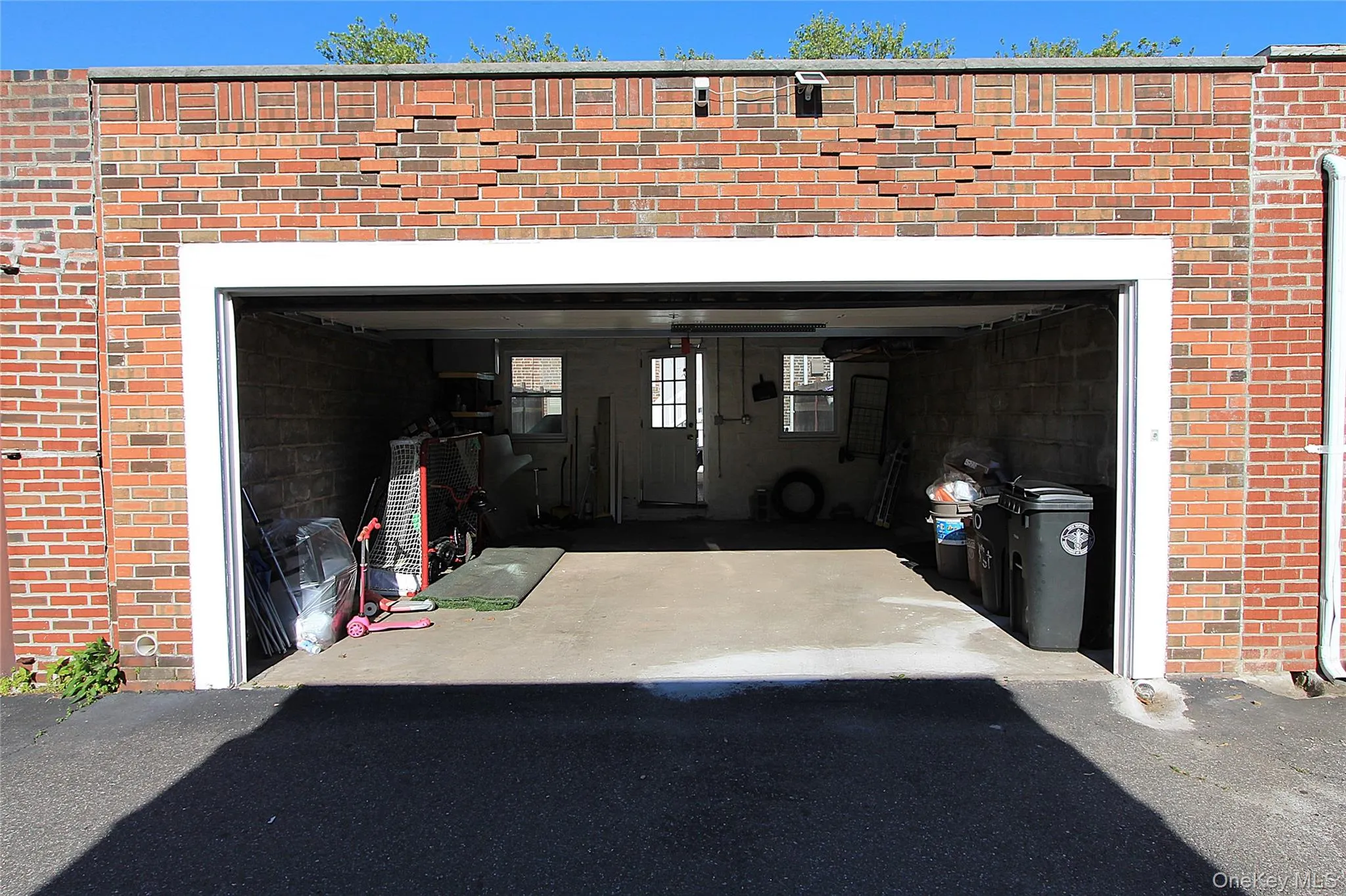 65-10 78th Street, New York, NY, 3 Bedrooms Bedrooms, 7 Rooms Rooms,1 BathroomBathrooms,Residential,For Rent,78th,0,999561 65-10 78th Street, New York, NY, 3 Bedrooms Bedrooms, 7 Rooms Rooms,1 BathroomBathrooms,Residential,For Rent,78th,0,999561