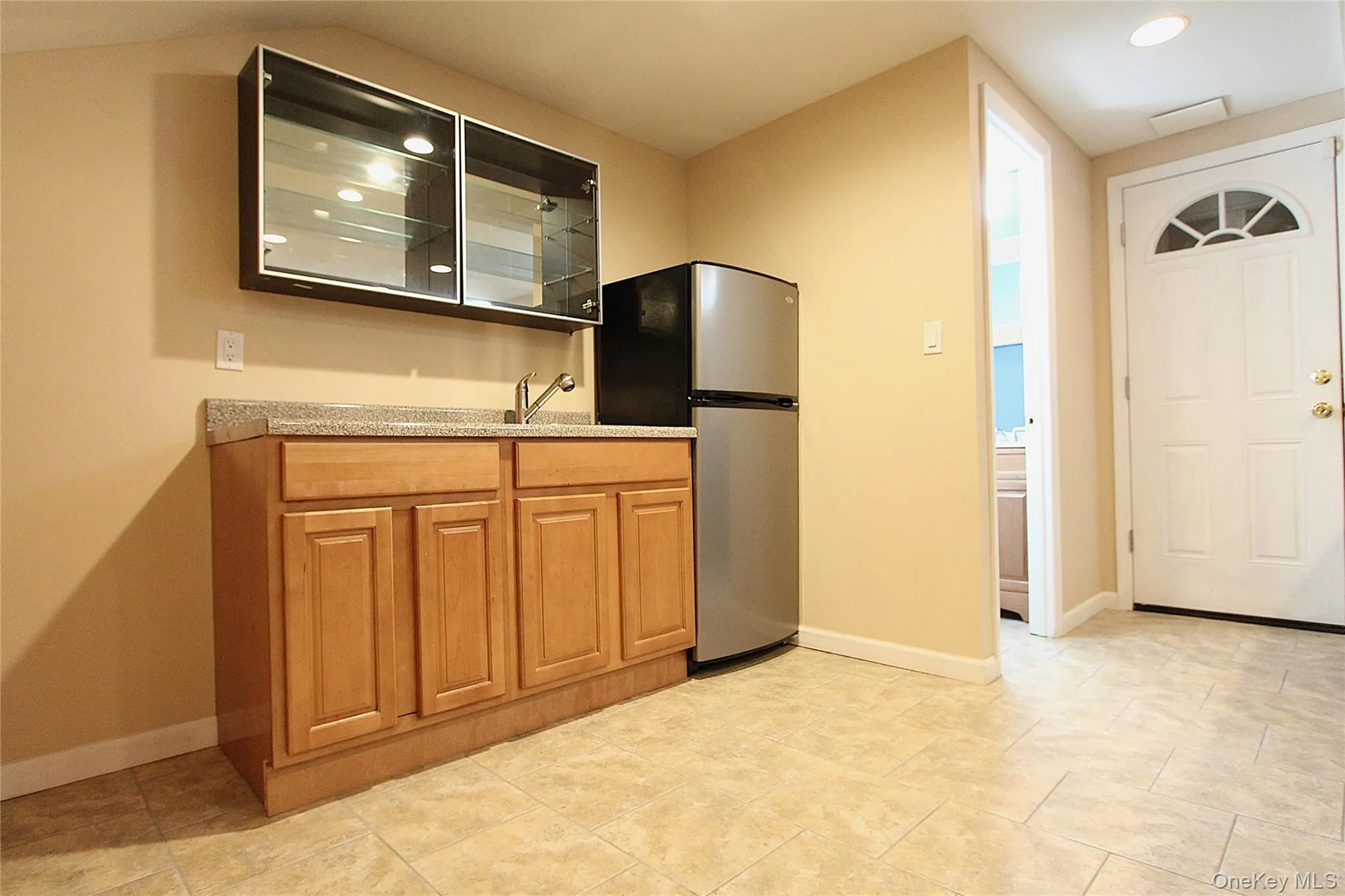 65-10 78th Street, New York, NY, 3 Bedrooms Bedrooms, 7 Rooms Rooms,1 BathroomBathrooms,Residential,For Rent,78th,0,999561 65-10 78th Street, New York, NY, 3 Bedrooms Bedrooms, 7 Rooms Rooms,1 BathroomBathrooms,Residential,For Rent,78th,0,999561