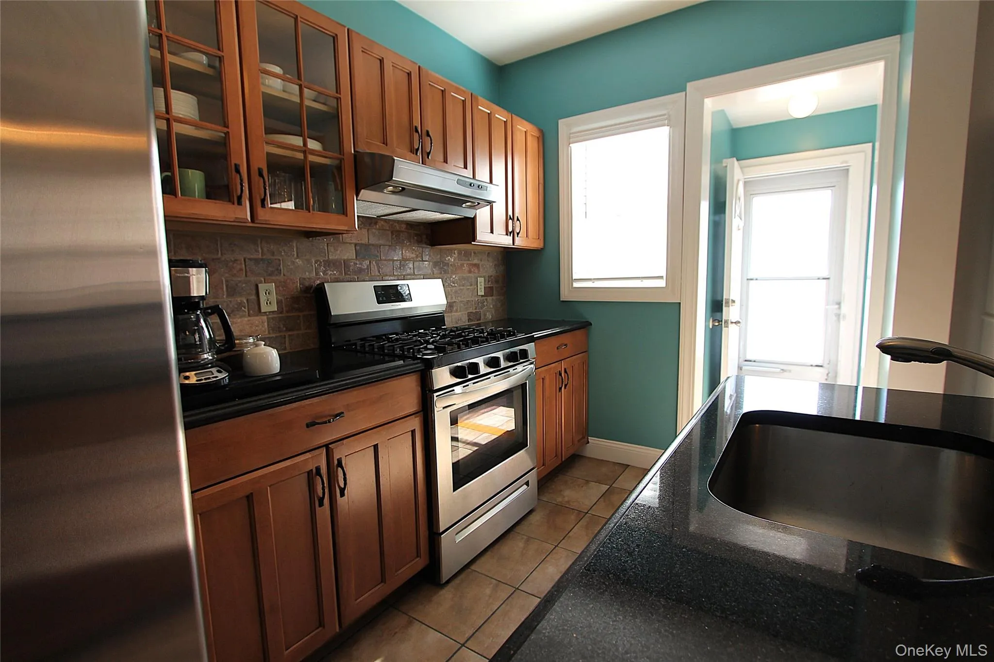 65-10 78th Street, New York, NY, 3 Bedrooms Bedrooms, 7 Rooms Rooms,1 BathroomBathrooms,Residential,For Rent,78th,0,999561 65-10 78th Street, New York, NY, 3 Bedrooms Bedrooms, 7 Rooms Rooms,1 BathroomBathrooms,Residential,For Rent,78th,0,999561