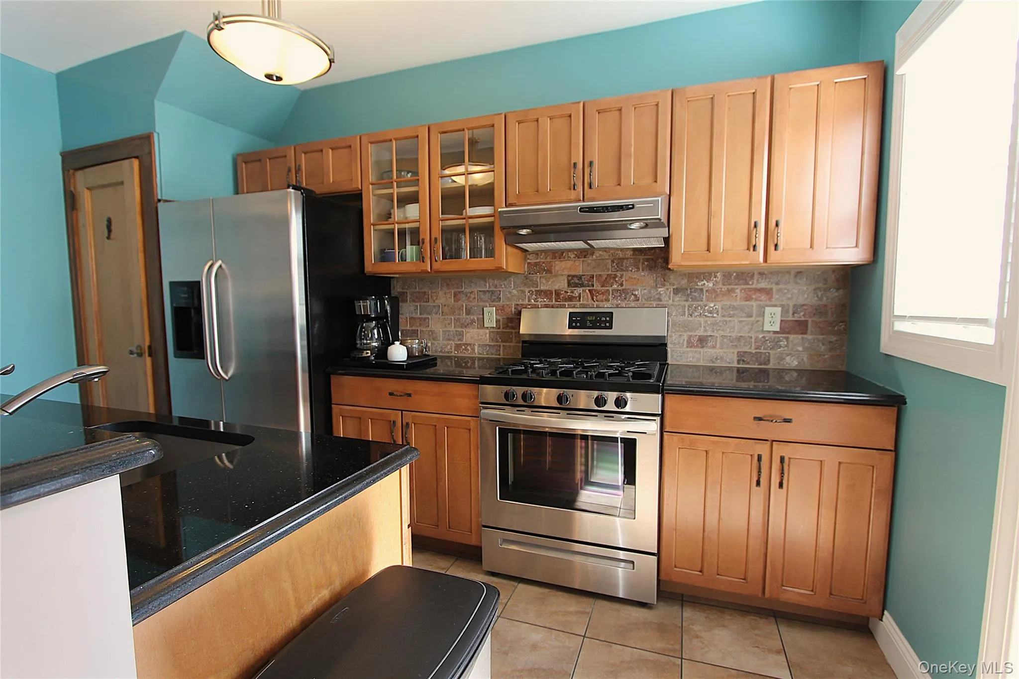65-10 78th Street, New York, NY, 3 Bedrooms Bedrooms, 7 Rooms Rooms,1 BathroomBathrooms,Residential,For Rent,78th,0,999561 65-10 78th Street, New York, NY, 3 Bedrooms Bedrooms, 7 Rooms Rooms,1 BathroomBathrooms,Residential,For Rent,78th,0,999561