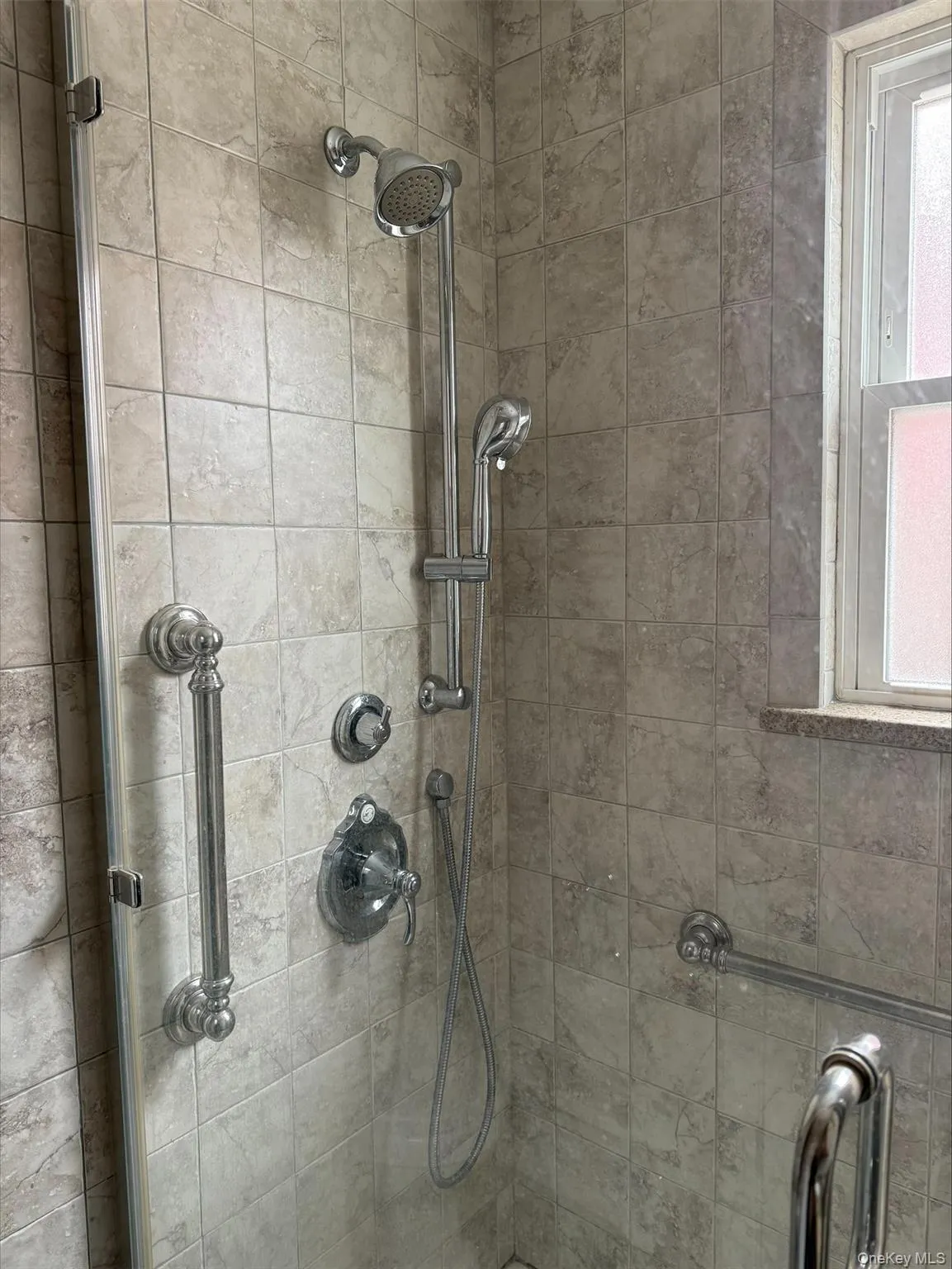 88-13 210th Street, New York, NY, 4 Bedrooms Bedrooms, 6 Rooms Rooms,1 BathroomBathrooms,Residential,For Rent,210th,0,999563 88-13 210th Street, New York, NY, 4 Bedrooms Bedrooms, 6 Rooms Rooms,1 BathroomBathrooms,Residential,For Rent,210th,0,999563