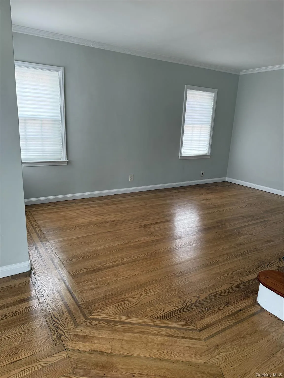 88-13 210th Street, New York, NY, 4 Bedrooms Bedrooms, 6 Rooms Rooms,1 BathroomBathrooms,Residential,For Rent,210th,0,999563 88-13 210th Street, New York, NY, 4 Bedrooms Bedrooms, 6 Rooms Rooms,1 BathroomBathrooms,Residential,For Rent,210th,0,999563