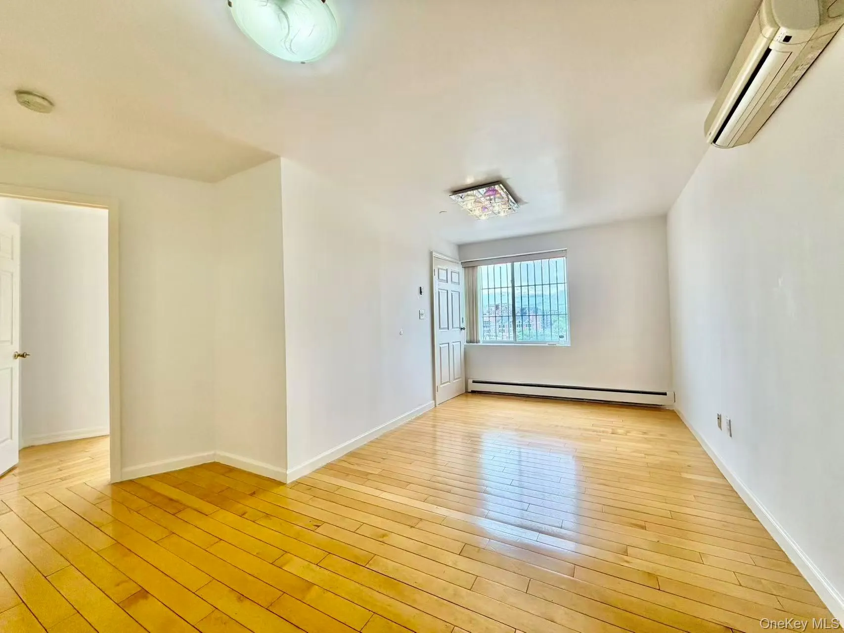 82-15 Queens Boulevard, New York, NY, 3 Bedrooms Bedrooms, 8 Rooms Rooms,3 BathroomsBathrooms,Residential Sale,For Rent,Queens,0,999565 82-15 Queens Boulevard, New York, NY, 3 Bedrooms Bedrooms, 8 Rooms Rooms,3 BathroomsBathrooms,Residential Sale,For Rent,Queens,0,999565