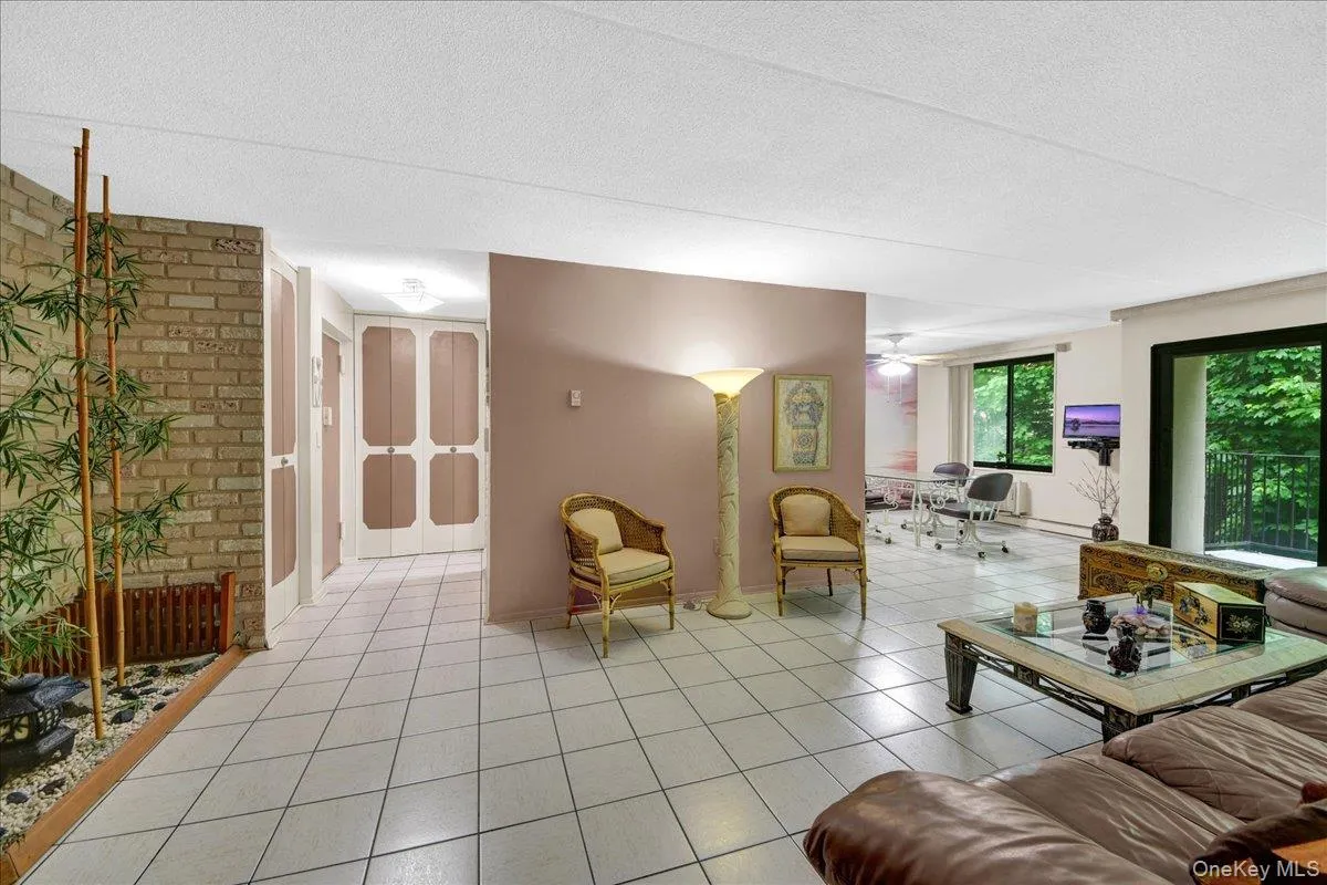 130 Colonial Parkway, Yonkers, NY, 2 Bedrooms Bedrooms, 5 Rooms Rooms,2 BathroomsBathrooms,Residential,For Rent,Colonial,0,999570 130 Colonial Parkway, Yonkers, NY, 2 Bedrooms Bedrooms, 5 Rooms Rooms,2 BathroomsBathrooms,Residential,For Rent,Colonial,0,999570