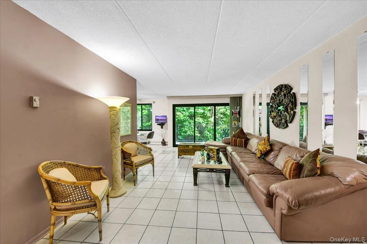130 Colonial Parkway, Yonkers, NY, 2 Bedrooms Bedrooms, 5 Rooms Rooms,2 BathroomsBathrooms,Residential,For Rent,Colonial,0,999570 130 Colonial Parkway, Yonkers, NY, 2 Bedrooms Bedrooms, 5 Rooms Rooms,2 BathroomsBathrooms,Residential,For Rent,Colonial,0,999570