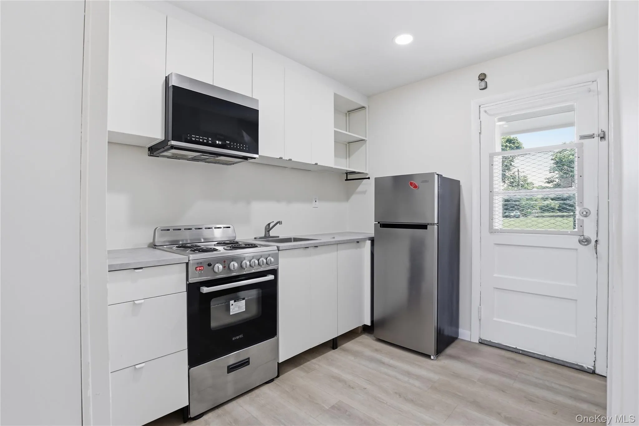 36 Middletown Road, Orangetown, NY, 1 Room Rooms,1 BathroomBathrooms,Residential Lease,For Rent,Middletown,0,999576 36 Middletown Road, Orangetown, NY, 1 Room Rooms,1 BathroomBathrooms,Residential Lease,For Rent,Middletown,0,999576