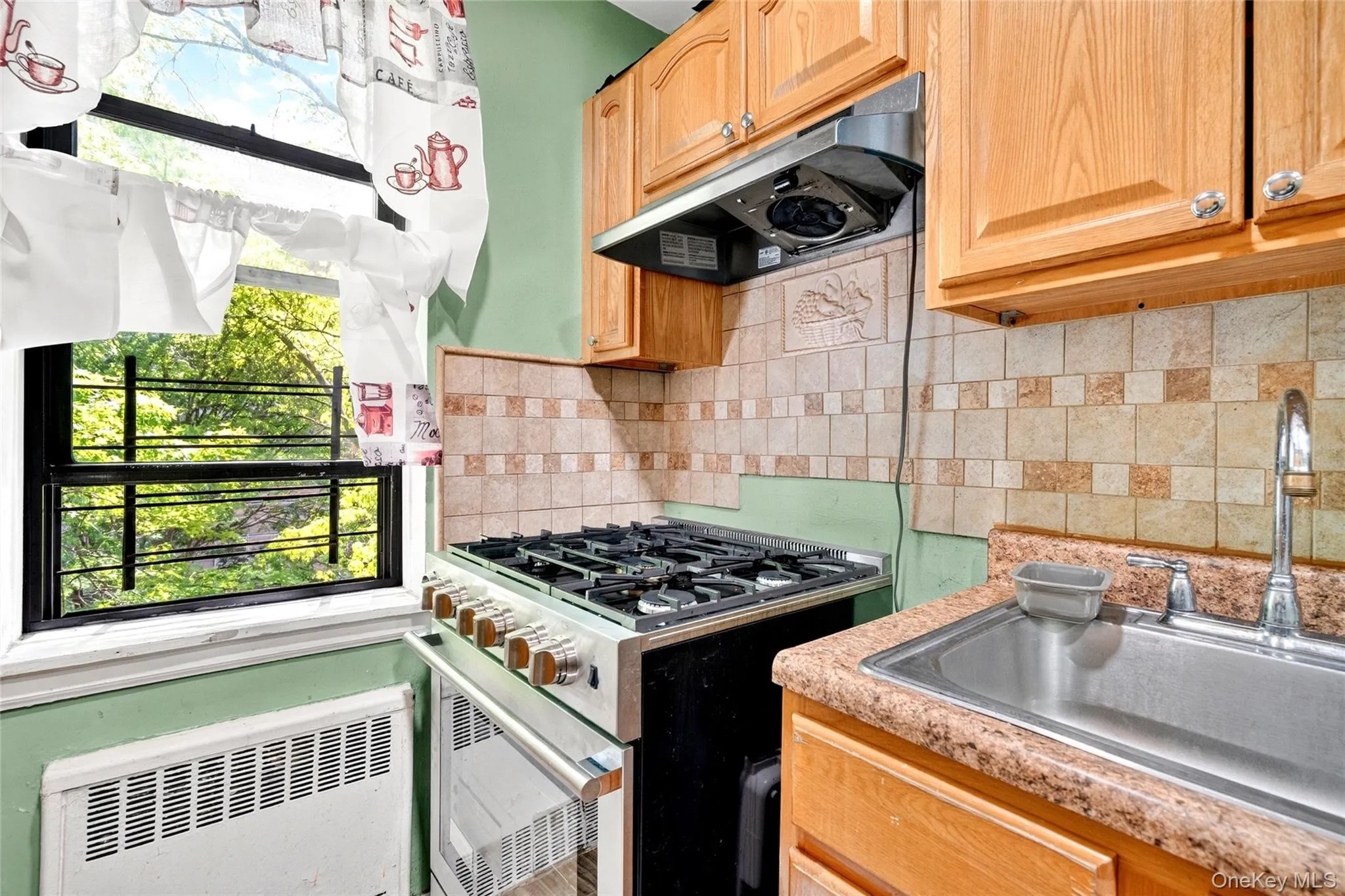 3535 Kings College Place, New York, NY, 2 Bedrooms Bedrooms, 4 Rooms Rooms,1 BathroomBathrooms,Residential,For Rent,Kings College,0,999580 3535 Kings College Place, New York, NY, 2 Bedrooms Bedrooms, 4 Rooms Rooms,1 BathroomBathrooms,Residential,For Rent,Kings College,0,999580
