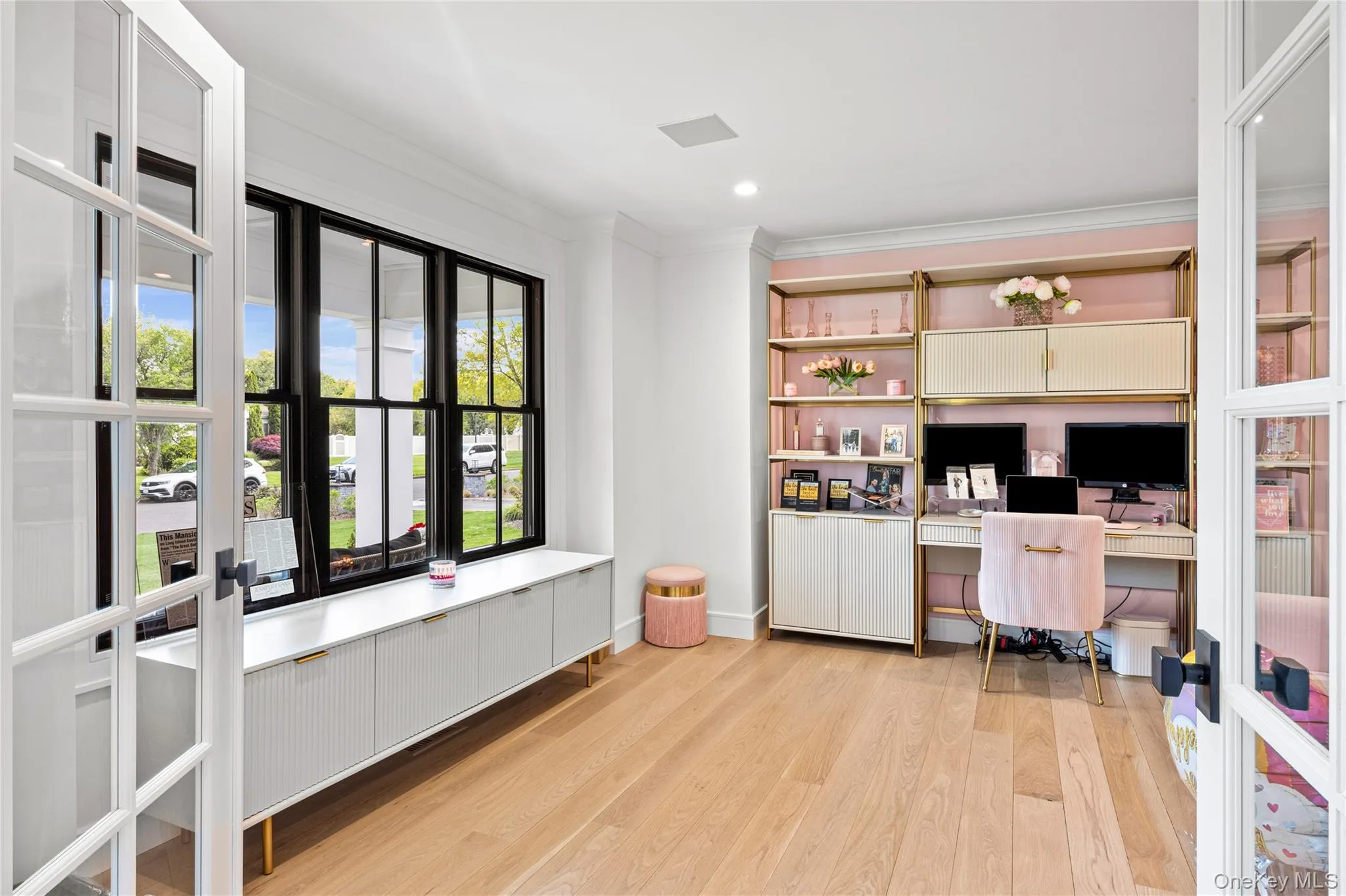 5 Dupont Court, Huntington, NY, 6 Bedrooms Bedrooms, 13 Rooms Rooms,4 BathroomsBathrooms,Residential Sale,For Rent,Dupont,0,999585 5 Dupont Court, Huntington, NY, 6 Bedrooms Bedrooms, 13 Rooms Rooms,4 BathroomsBathrooms,Residential Sale,For Rent,Dupont,0,999585