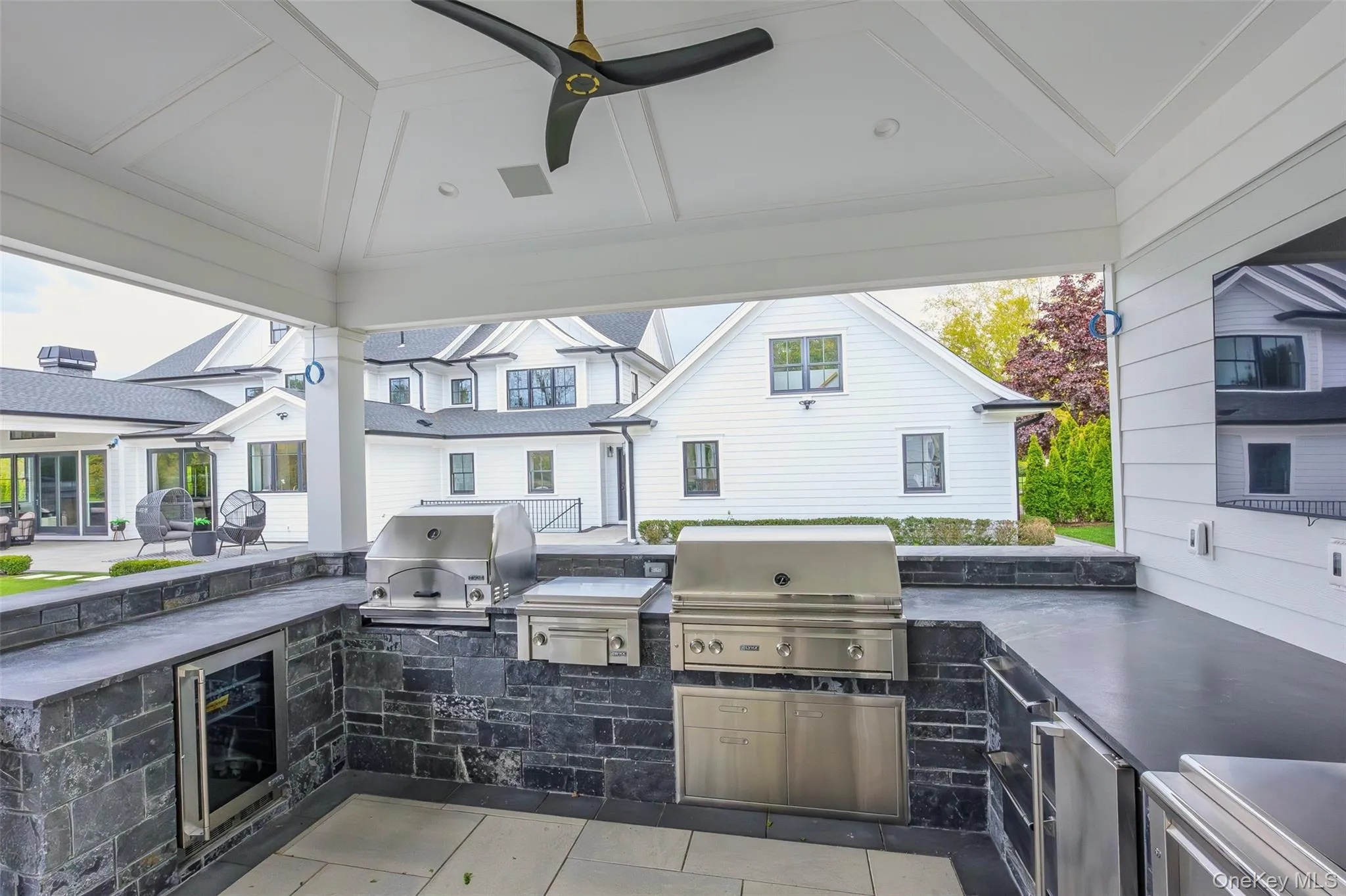 5 Dupont Court, Huntington, NY, 6 Bedrooms Bedrooms, 13 Rooms Rooms,4 BathroomsBathrooms,Residential Sale,For Rent,Dupont,0,999585 5 Dupont Court, Huntington, NY, 6 Bedrooms Bedrooms, 13 Rooms Rooms,4 BathroomsBathrooms,Residential Sale,For Rent,Dupont,0,999585