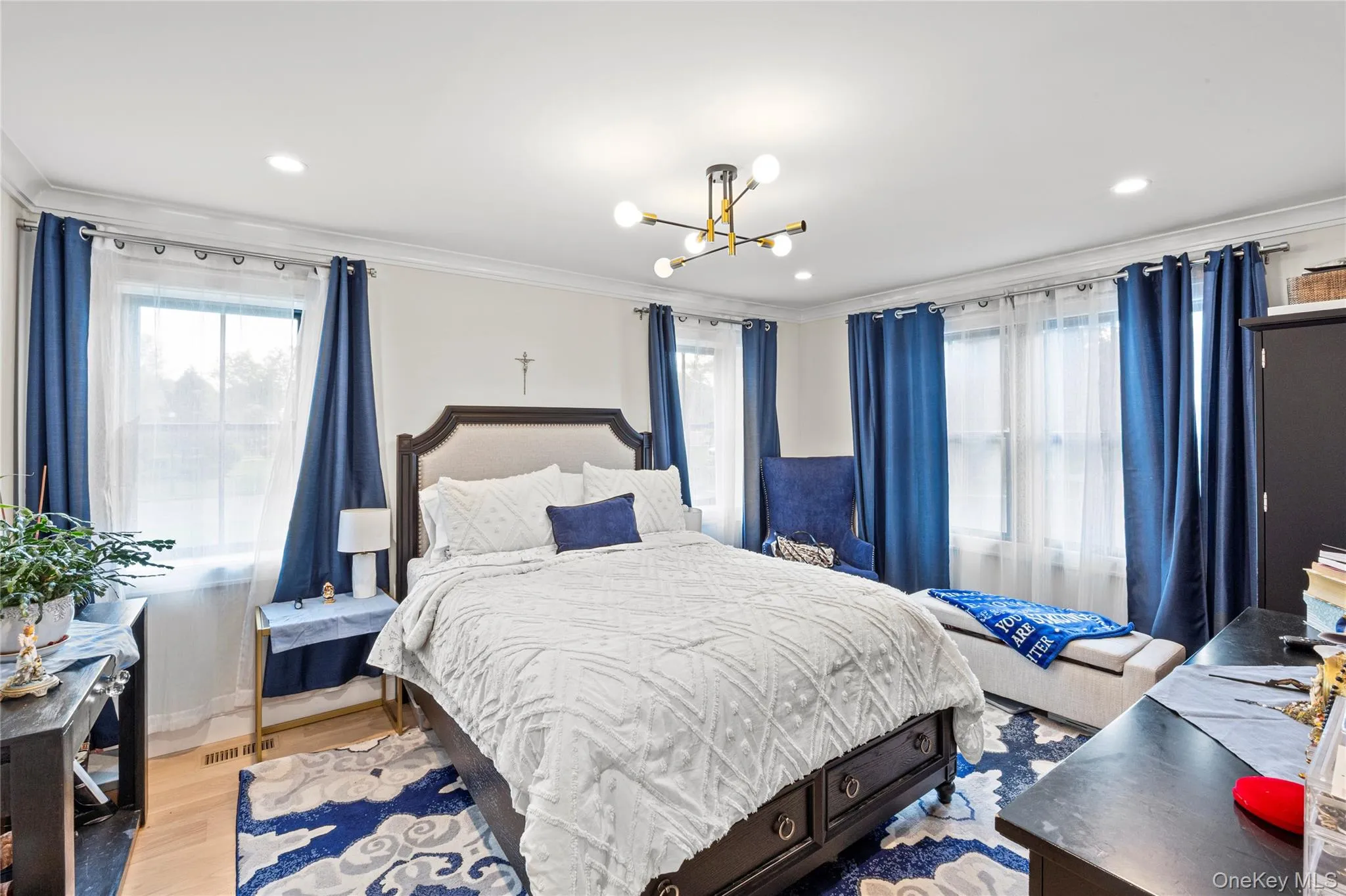 5 Dupont Court, Huntington, NY, 6 Bedrooms Bedrooms, 13 Rooms Rooms,4 BathroomsBathrooms,Residential Sale,For Rent,Dupont,0,999585 5 Dupont Court, Huntington, NY, 6 Bedrooms Bedrooms, 13 Rooms Rooms,4 BathroomsBathrooms,Residential Sale,For Rent,Dupont,0,999585
