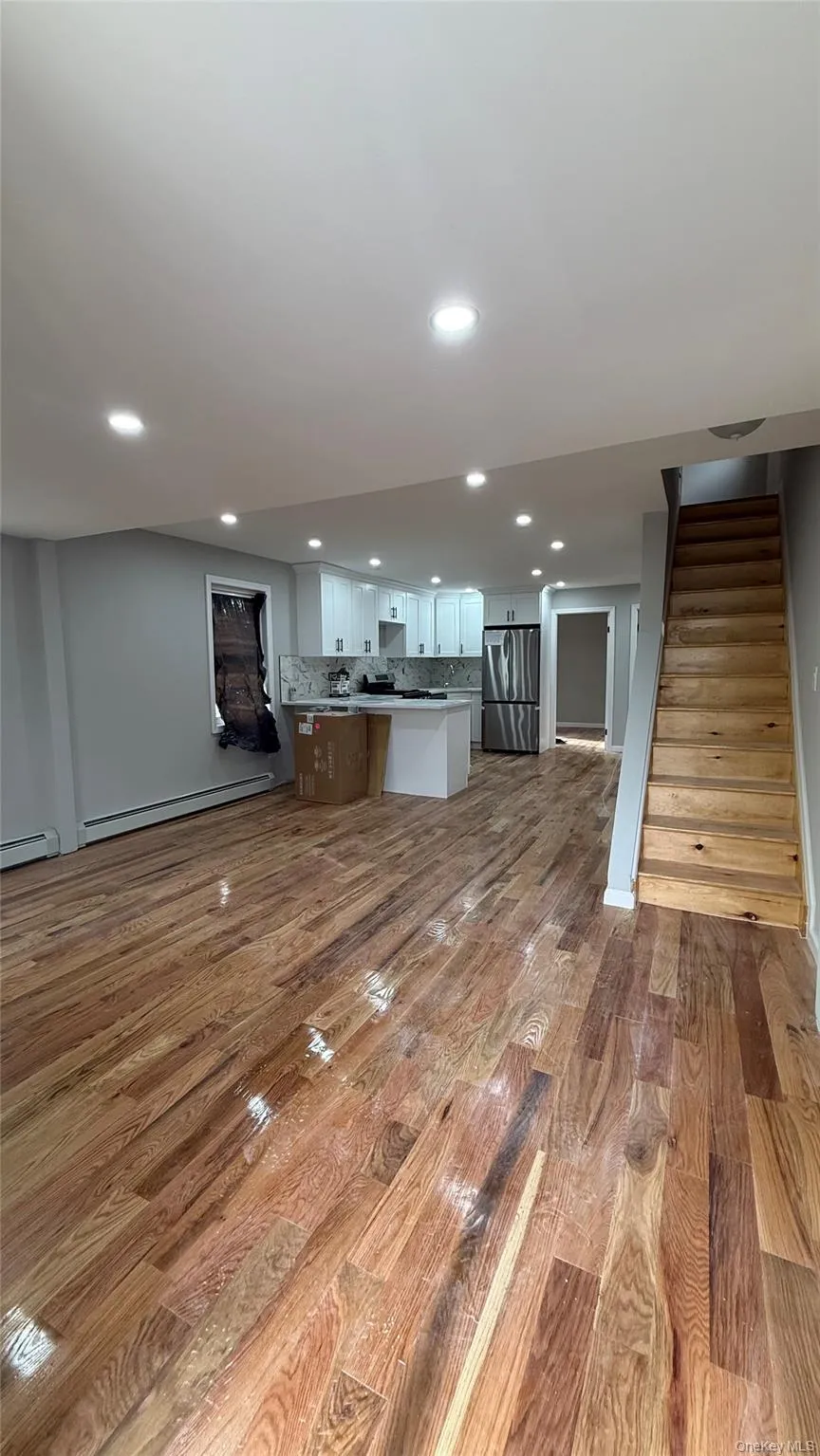 16421 109th Road, New York, NY, 4 Bedrooms Bedrooms, 9 Rooms Rooms,3 BathroomsBathrooms,Residential,For Rent,109th,0,999592 16421 109th Road, New York, NY, 4 Bedrooms Bedrooms, 9 Rooms Rooms,3 BathroomsBathrooms,Residential,For Rent,109th,0,999592
