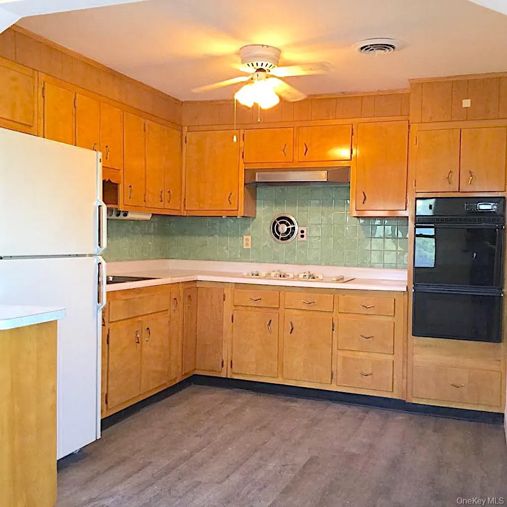 21 Old Route 202A, Haverstraw, NY, 2 Bedrooms Bedrooms, 6 Rooms Rooms,1 BathroomBathrooms,Residential Lease,For Rent,Old Route 202A,0,999599 21 Old Route 202A, Haverstraw, NY, 2 Bedrooms Bedrooms, 6 Rooms Rooms,1 BathroomBathrooms,Residential Lease,For Rent,Old Route 202A,0,999599