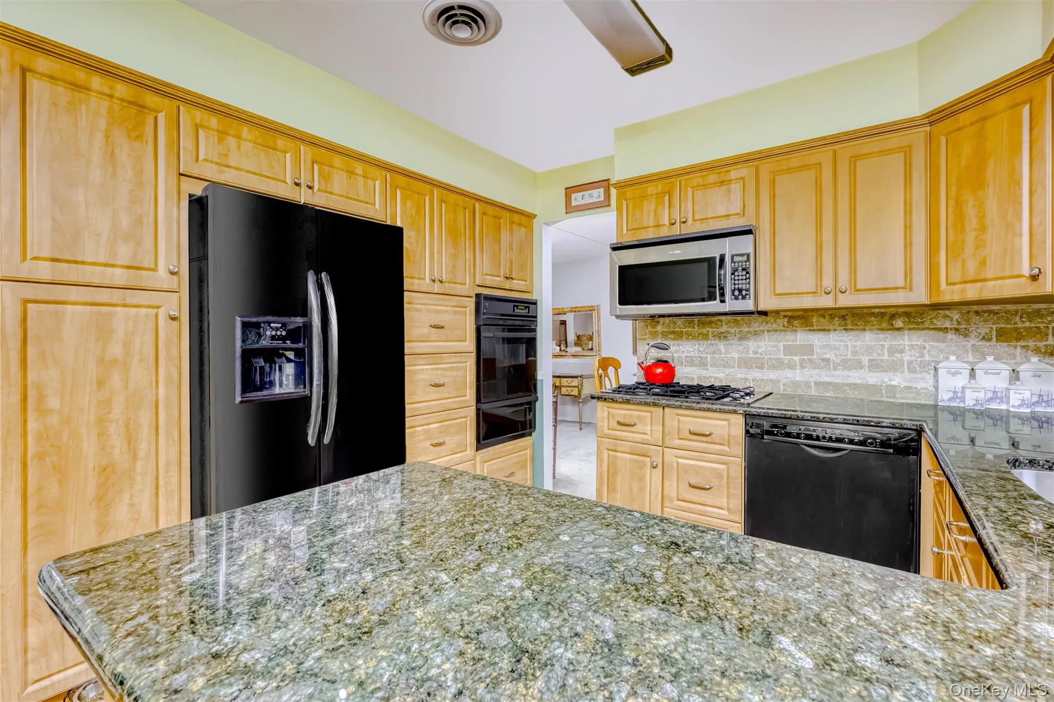 32 Charlotte Drive, Ramapo, NY, 4 Bedrooms Bedrooms, 8 Rooms Rooms,2 BathroomsBathrooms,Residential,For Rent,Charlotte,0,999607 32 Charlotte Drive, Ramapo, NY, 4 Bedrooms Bedrooms, 8 Rooms Rooms,2 BathroomsBathrooms,Residential,For Rent,Charlotte,0,999607
