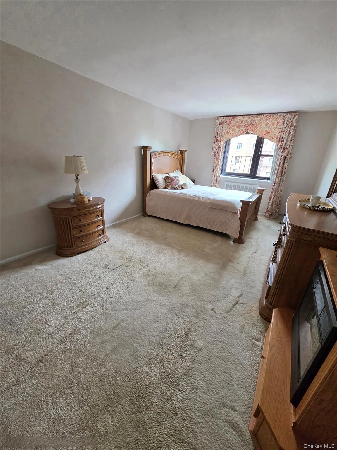 88-25 155th Ave, New York, NY, 1 Bedroom Bedrooms, 5 Rooms Rooms,1 BathroomBathrooms,Residential Sale,For Rent,155th Ave,0,999612 88-25 155th Ave, New York, NY, 1 Bedroom Bedrooms, 5 Rooms Rooms,1 BathroomBathrooms,Residential Sale,For Rent,155th Ave,0,999612