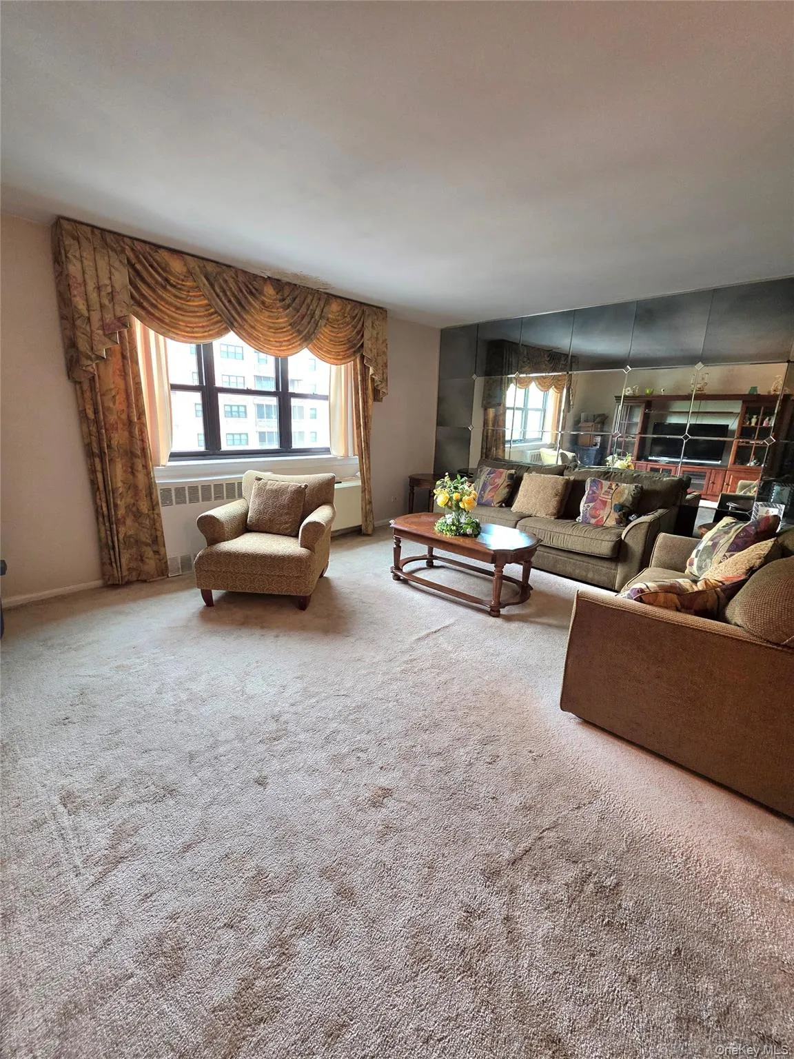 88-25 155th Ave, New York, NY, 1 Bedroom Bedrooms, 5 Rooms Rooms,1 BathroomBathrooms,Residential Sale,For Rent,155th Ave,0,999612 88-25 155th Ave, New York, NY, 1 Bedroom Bedrooms, 5 Rooms Rooms,1 BathroomBathrooms,Residential Sale,For Rent,155th Ave,0,999612