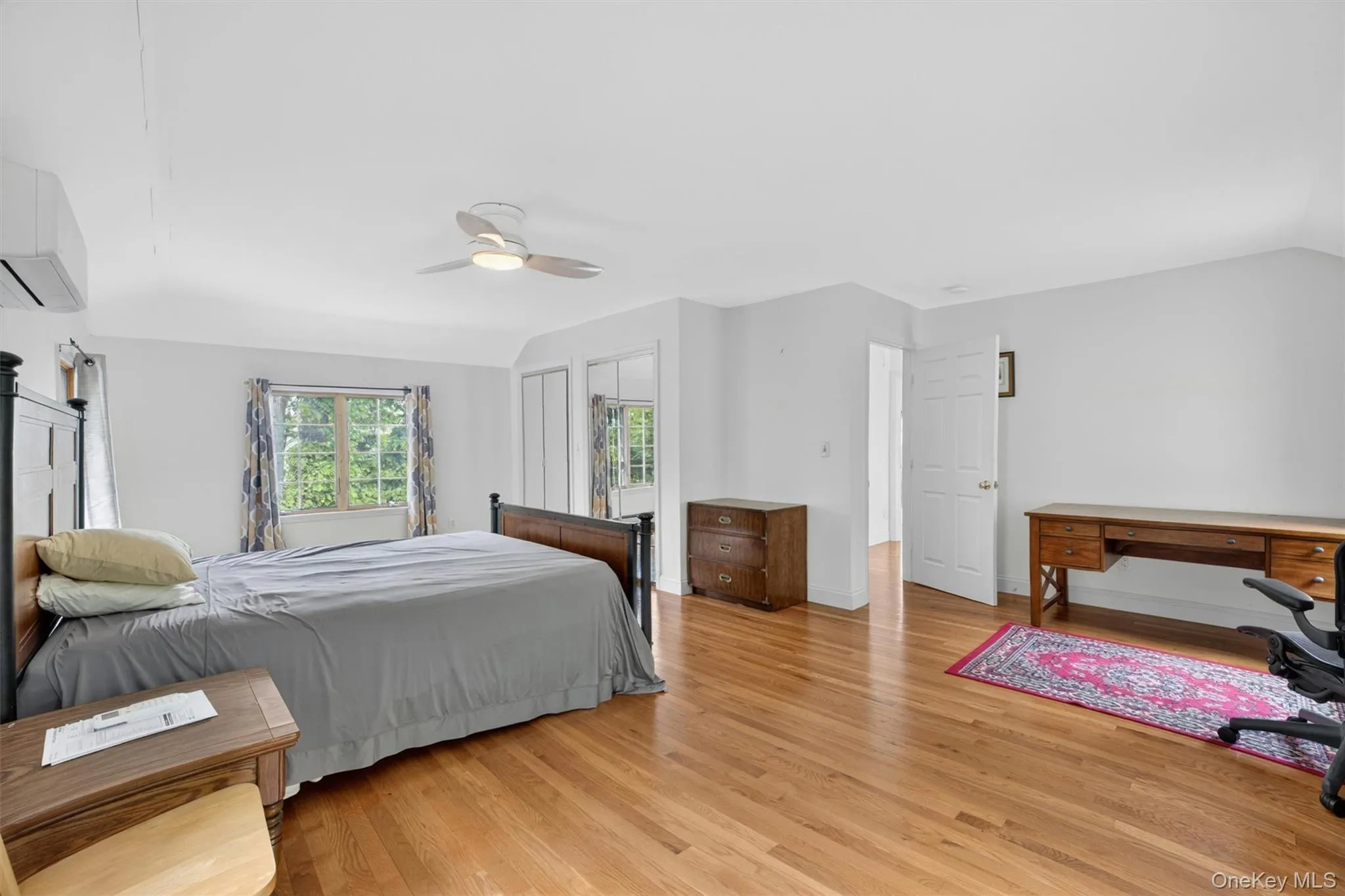 Wake up to peaceful river views from this bright and welcoming upstairs bedroom. Wake up to peaceful river views from this bright and welcoming upstairs bedroom.