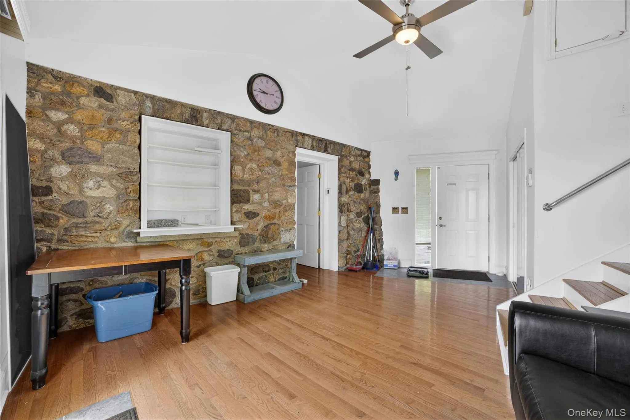 Historic charm on display with beautifully preserved exposed stonework from the original Hessian Hills gatehouse. Historic charm on display with beautifully preserved exposed stonework from the original Hessian Hills gatehouse.
