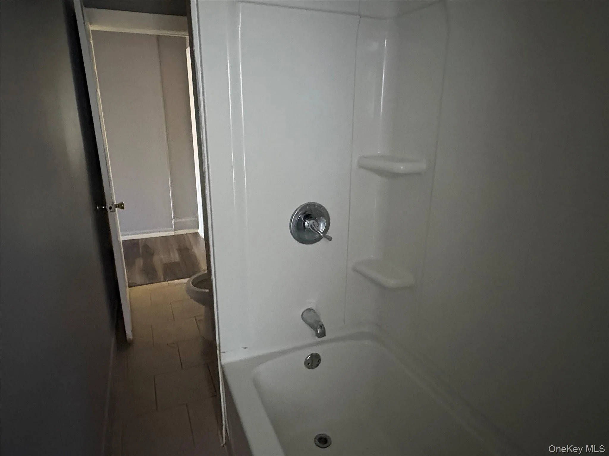2 Park Place, Poughkeepsie, NY, 3 Bedrooms Bedrooms, 5 Rooms Rooms,1 BathroomBathrooms,Residential Lease,For Rent,Park,0,999617 2 Park Place, Poughkeepsie, NY, 3 Bedrooms Bedrooms, 5 Rooms Rooms,1 BathroomBathrooms,Residential Lease,For Rent,Park,0,999617
