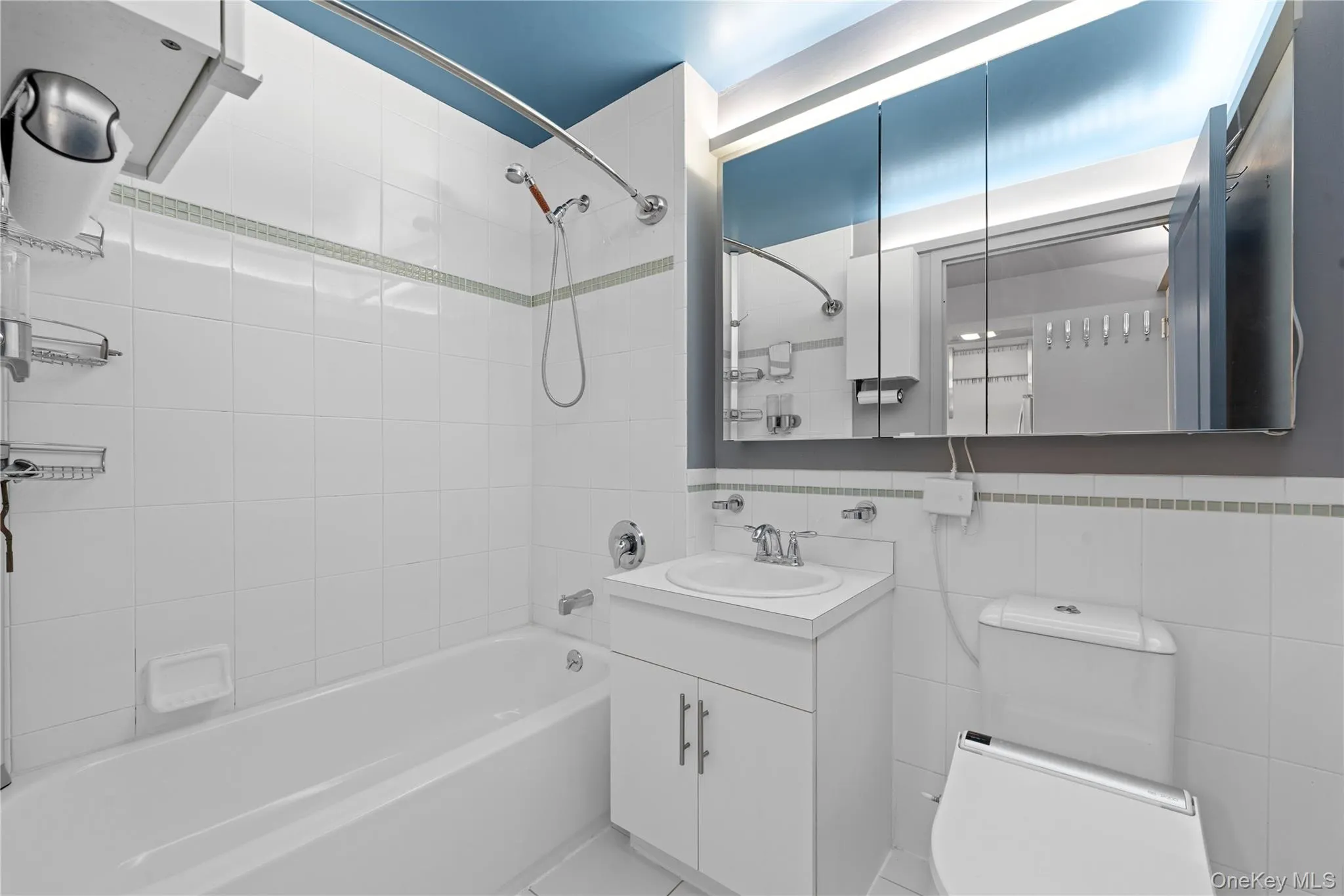 715 Fox Street, New York, NY, 2 Rooms Rooms,1 BathroomBathrooms,Residential,For Rent,Fox,0,999620 715 Fox Street, New York, NY, 2 Rooms Rooms,1 BathroomBathrooms,Residential,For Rent,Fox,0,999620