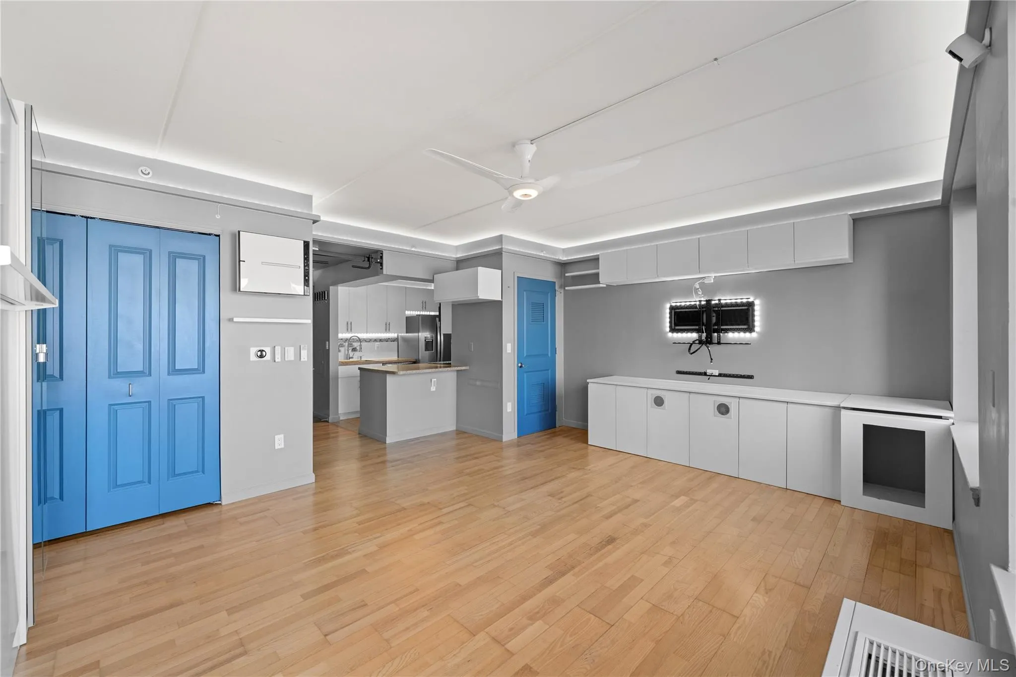 715 Fox Street, New York, NY, 2 Rooms Rooms,1 BathroomBathrooms,Residential,For Rent,Fox,0,999620 715 Fox Street, New York, NY, 2 Rooms Rooms,1 BathroomBathrooms,Residential,For Rent,Fox,0,999620
