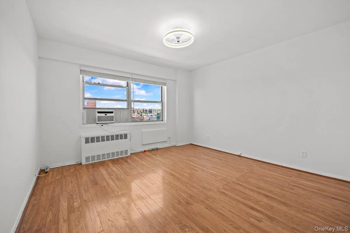 3125 Tibbett Avenue, New York, NY, 1 Bedroom Bedrooms, 3 Rooms Rooms,1 BathroomBathrooms,Residential,For Rent,Tibbett,0,999621 3125 Tibbett Avenue, New York, NY, 1 Bedroom Bedrooms, 3 Rooms Rooms,1 BathroomBathrooms,Residential,For Rent,Tibbett,0,999621
