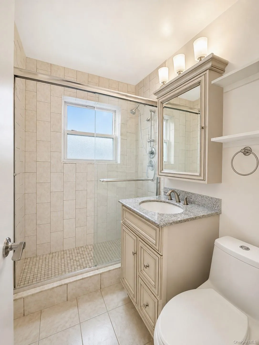 7012 Kissena Boulevard, New York, NY, 1 Bedroom Bedrooms, 4 Rooms Rooms,1 BathroomBathrooms,Residential,For Rent,Kissena,0,999622 7012 Kissena Boulevard, New York, NY, 1 Bedroom Bedrooms, 4 Rooms Rooms,1 BathroomBathrooms,Residential,For Rent,Kissena,0,999622