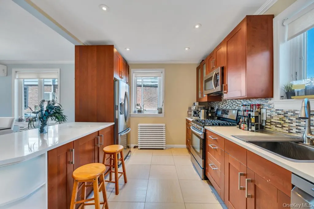 6210 Boelsen Crescent, New York, NY, 3 Bedrooms Bedrooms, 10 Rooms Rooms,2 BathroomsBathrooms,Residential Sale,For Rent,Boelsen,0,999633 6210 Boelsen Crescent, New York, NY, 3 Bedrooms Bedrooms, 10 Rooms Rooms,2 BathroomsBathrooms,Residential Sale,For Rent,Boelsen,0,999633