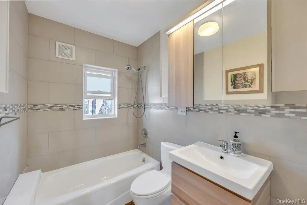 Full Bath with Both Bathtub and Separate Walk-In Shower Full Bath with Both Bathtub and Separate Walk-In Shower