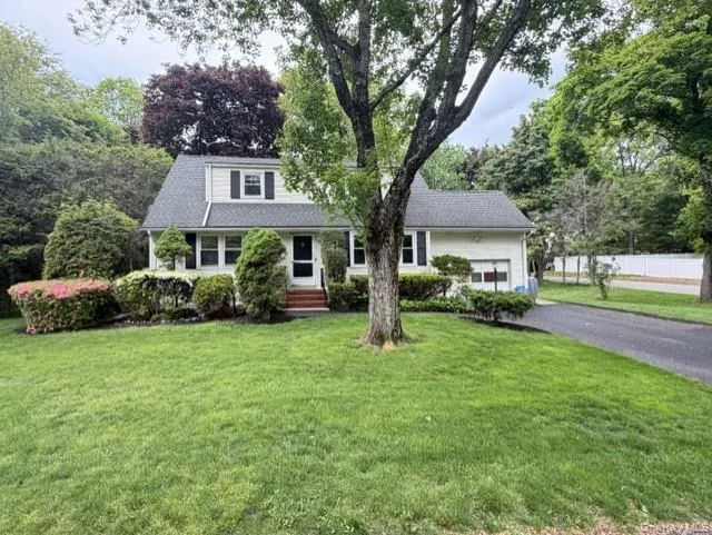 17 Mallory Road, Ramapo, NY, 4 Bedrooms Bedrooms, 7 Rooms Rooms,2 BathroomsBathrooms,Residential Sale,For Rent,Mallory,0,999634 17 Mallory Road, Ramapo, NY, 4 Bedrooms Bedrooms, 7 Rooms Rooms,2 BathroomsBathrooms,Residential Sale,For Rent,Mallory,0,999634