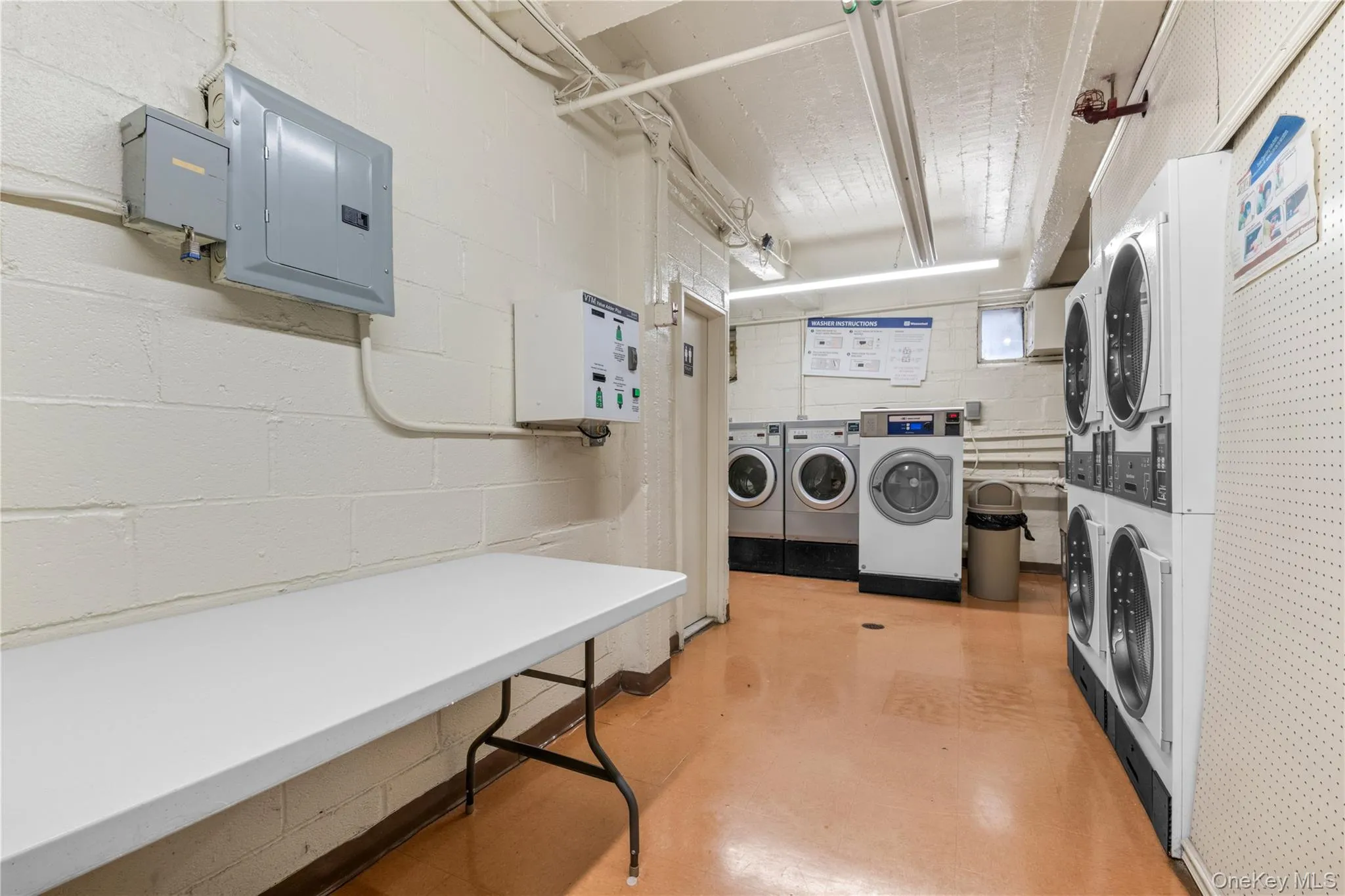 99-10 60Ave, New York, NY, 1 Bedroom Bedrooms, 4 Rooms Rooms,1 BathroomBathrooms,Residential,For Rent,60Ave,0,999641 99-10 60Ave, New York, NY, 1 Bedroom Bedrooms, 4 Rooms Rooms,1 BathroomBathrooms,Residential,For Rent,60Ave,0,999641
