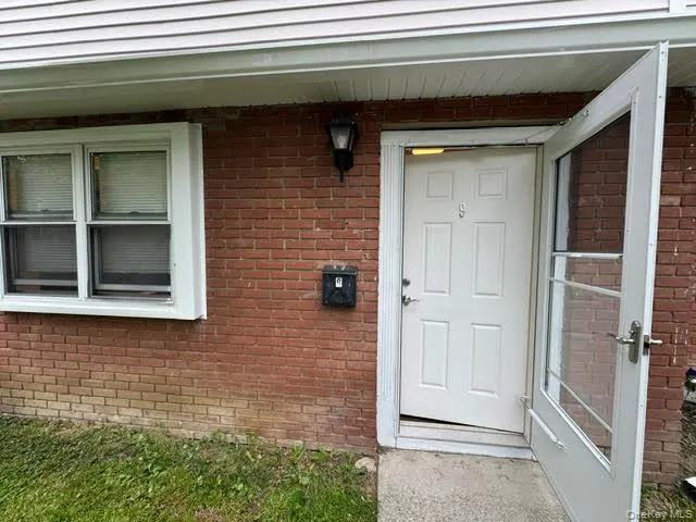 9 Patton Drive, Cornwall, NY, 3 Bedrooms Bedrooms, 5 Rooms Rooms,1 BathroomBathrooms,Residential Lease,For Rent,Patton,0,999642 9 Patton Drive, Cornwall, NY, 3 Bedrooms Bedrooms, 5 Rooms Rooms,1 BathroomBathrooms,Residential Lease,For Rent,Patton,0,999642