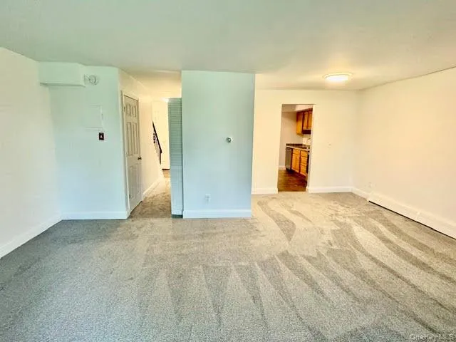 9 Patton Drive, Cornwall, NY, 3 Bedrooms Bedrooms, 5 Rooms Rooms,1 BathroomBathrooms,Residential Lease,For Rent,Patton,0,999642 9 Patton Drive, Cornwall, NY, 3 Bedrooms Bedrooms, 5 Rooms Rooms,1 BathroomBathrooms,Residential Lease,For Rent,Patton,0,999642