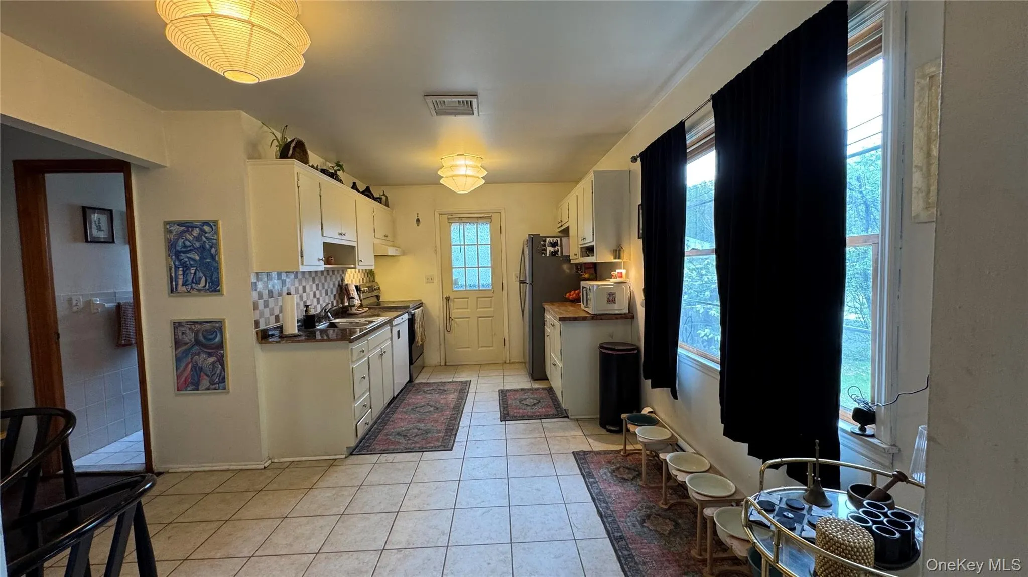 79 Phillips Street, Beacon, NY, 4 Bedrooms Bedrooms, 7 Rooms Rooms,2 BathroomsBathrooms,Residential Lease,For Rent,Phillips,0,999643 79 Phillips Street, Beacon, NY, 4 Bedrooms Bedrooms, 7 Rooms Rooms,2 BathroomsBathrooms,Residential Lease,For Rent,Phillips,0,999643