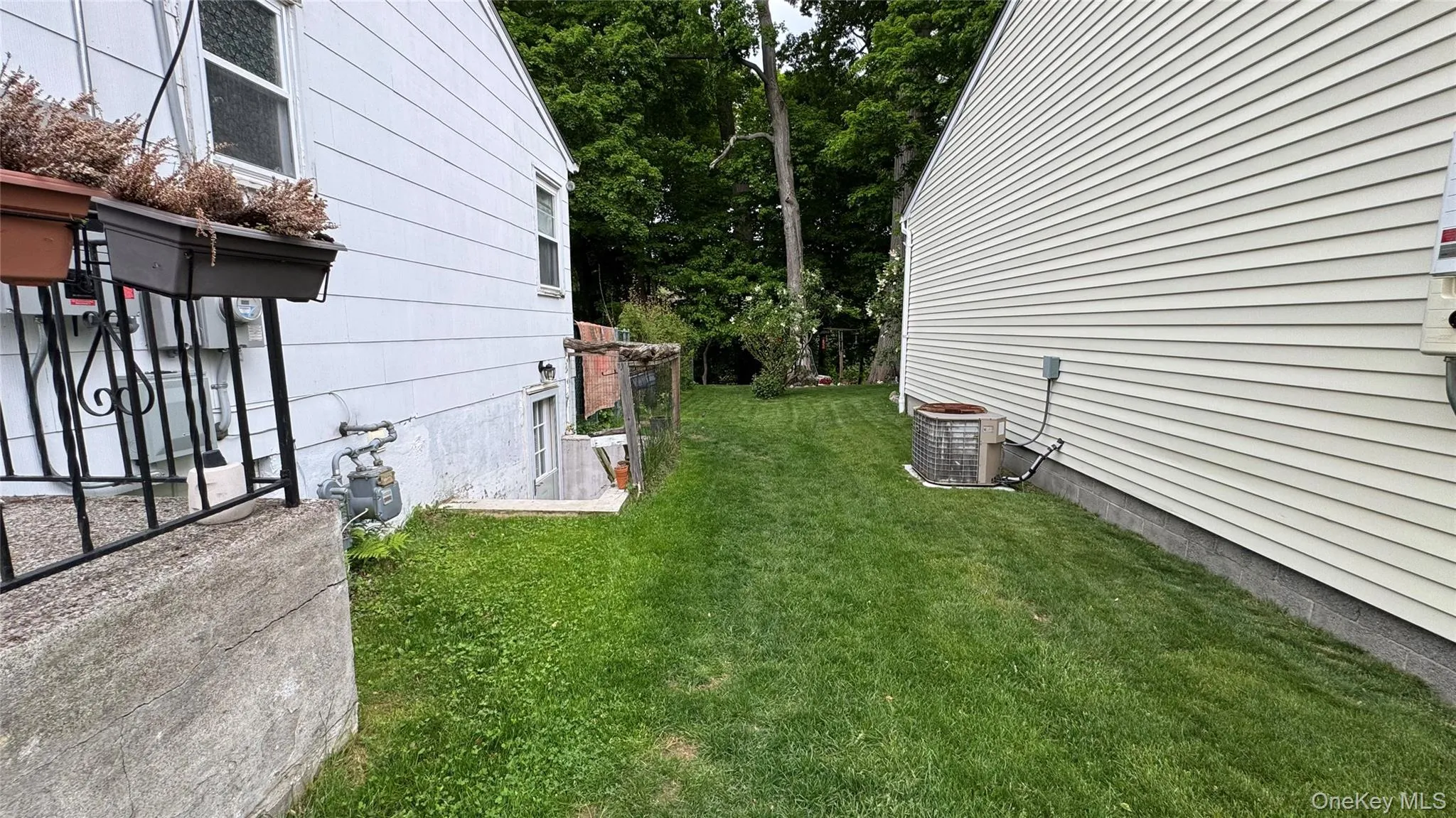 79 Phillips Street, Beacon, NY, 4 Bedrooms Bedrooms, 7 Rooms Rooms,2 BathroomsBathrooms,Residential Lease,For Rent,Phillips,0,999643 79 Phillips Street, Beacon, NY, 4 Bedrooms Bedrooms, 7 Rooms Rooms,2 BathroomsBathrooms,Residential Lease,For Rent,Phillips,0,999643