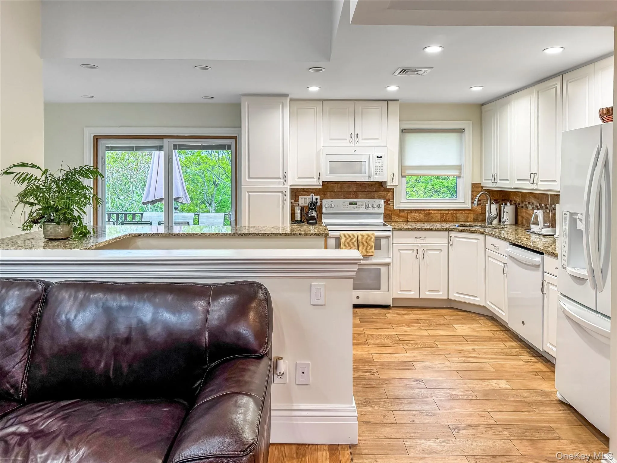 153 Kentview Drive, Kent, NY, 3 Bedrooms Bedrooms, 9 Rooms Rooms,3 BathroomsBathrooms,Residential Sale,For Rent,Kentview,0,999659 153 Kentview Drive, Kent, NY, 3 Bedrooms Bedrooms, 9 Rooms Rooms,3 BathroomsBathrooms,Residential Sale,For Rent,Kentview,0,999659