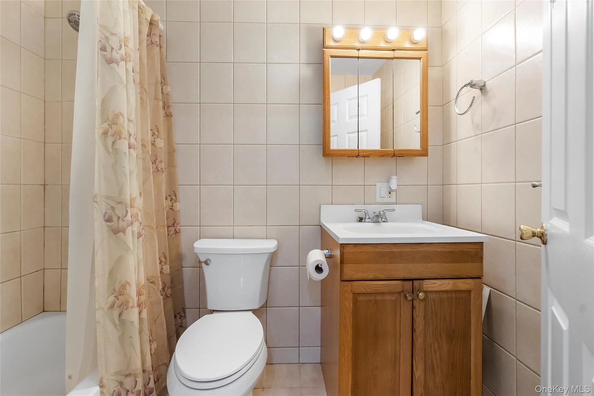 153 Kentview Drive, Kent, NY, 3 Bedrooms Bedrooms, 9 Rooms Rooms,3 BathroomsBathrooms,Residential Sale,For Rent,Kentview,0,999659 153 Kentview Drive, Kent, NY, 3 Bedrooms Bedrooms, 9 Rooms Rooms,3 BathroomsBathrooms,Residential Sale,For Rent,Kentview,0,999659