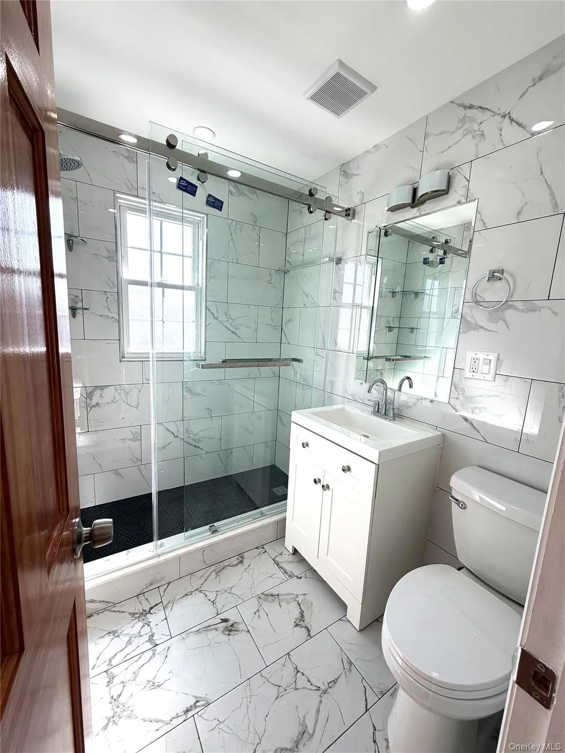 9010 214th Street, New York, NY, 4 Bedrooms Bedrooms, 6 Rooms Rooms,2 BathroomsBathrooms,Residential,For Rent,214th,0,999667 9010 214th Street, New York, NY, 4 Bedrooms Bedrooms, 6 Rooms Rooms,2 BathroomsBathrooms,Residential,For Rent,214th,0,999667