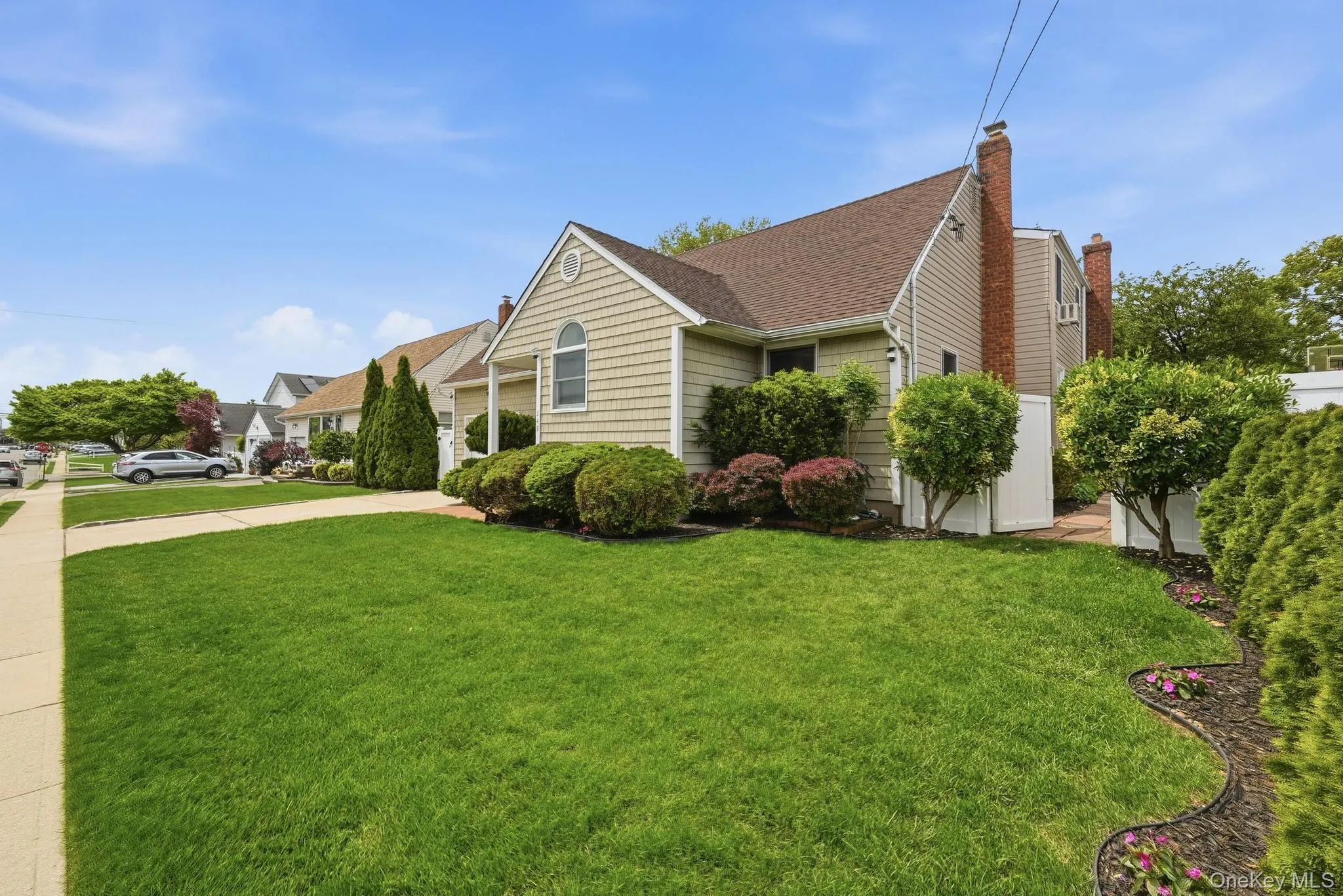 249 6th Street, Oyster Bay, NY, 5 Bedrooms Bedrooms, 8 Rooms Rooms,3 BathroomsBathrooms,Residential,For Rent,6th,0,999672 249 6th Street, Oyster Bay, NY, 5 Bedrooms Bedrooms, 8 Rooms Rooms,3 BathroomsBathrooms,Residential,For Rent,6th,0,999672