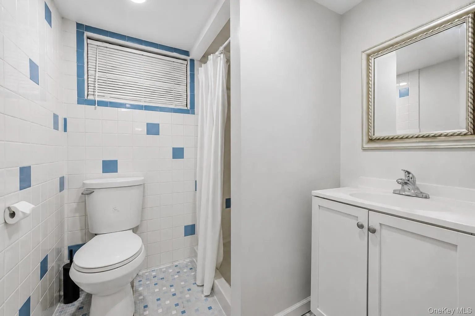 249 6th Street, Oyster Bay, NY, 5 Bedrooms Bedrooms, 8 Rooms Rooms,3 BathroomsBathrooms,Residential,For Rent,6th,0,999672 249 6th Street, Oyster Bay, NY, 5 Bedrooms Bedrooms, 8 Rooms Rooms,3 BathroomsBathrooms,Residential,For Rent,6th,0,999672