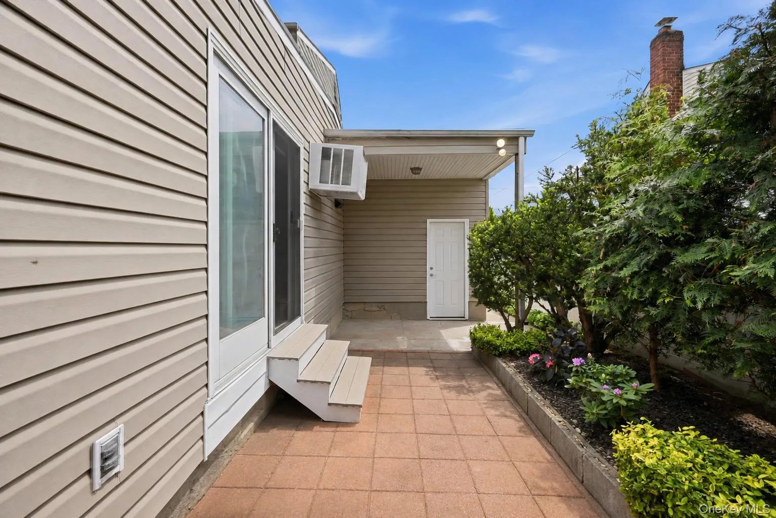 249 6th Street, Oyster Bay, NY, 5 Bedrooms Bedrooms, 8 Rooms Rooms,3 BathroomsBathrooms,Residential,For Rent,6th,0,999672 249 6th Street, Oyster Bay, NY, 5 Bedrooms Bedrooms, 8 Rooms Rooms,3 BathroomsBathrooms,Residential,For Rent,6th,0,999672
