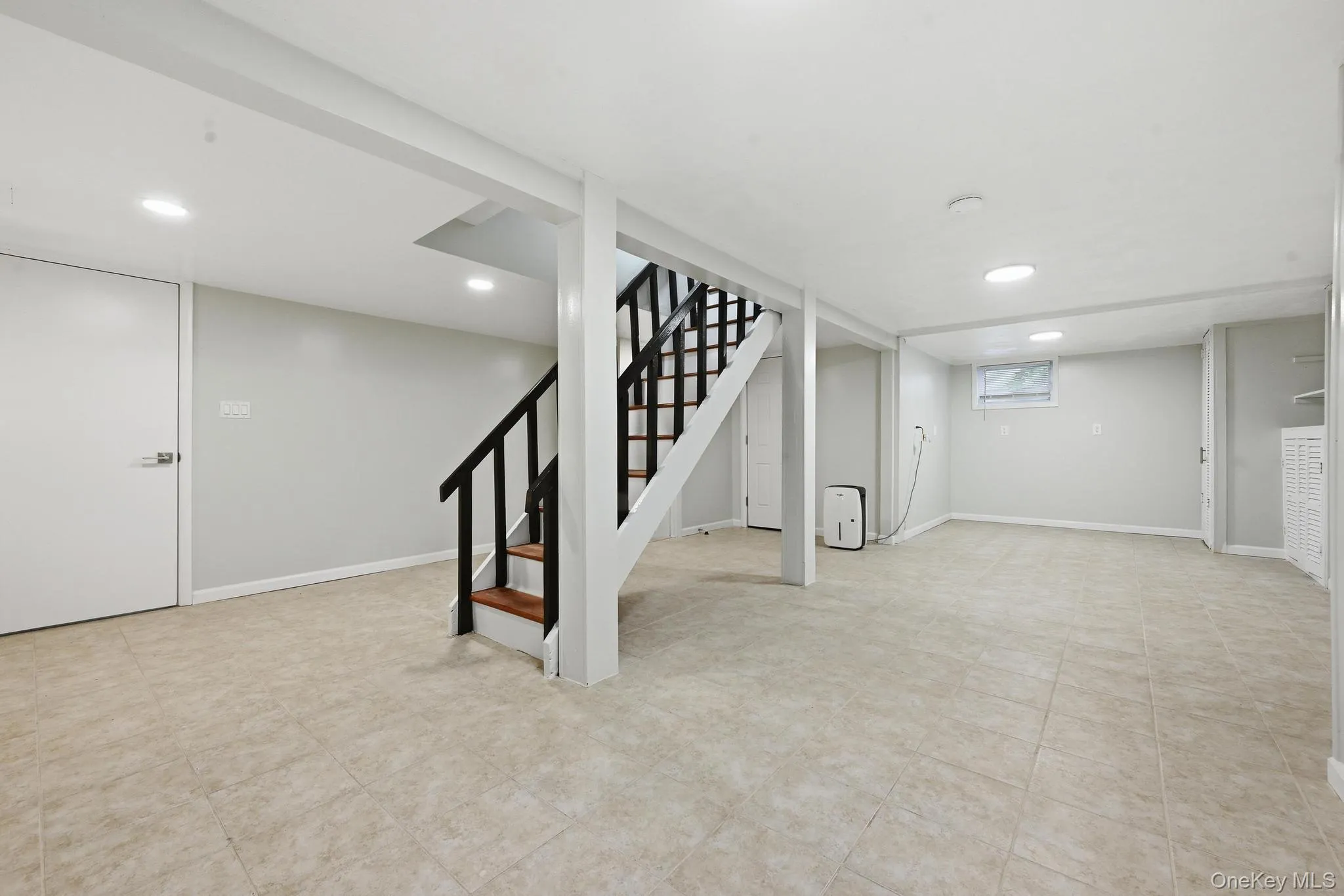 249 6th Street, Oyster Bay, NY, 5 Bedrooms Bedrooms, 8 Rooms Rooms,3 BathroomsBathrooms,Residential,For Rent,6th,0,999672 249 6th Street, Oyster Bay, NY, 5 Bedrooms Bedrooms, 8 Rooms Rooms,3 BathroomsBathrooms,Residential,For Rent,6th,0,999672
