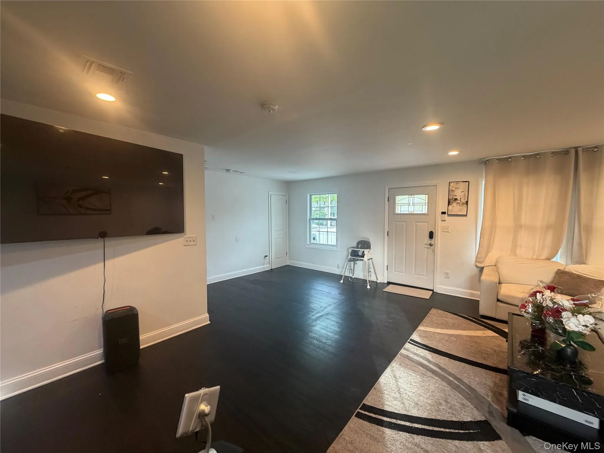 1013 Merriam Road, Islip, NY, 3 Bedrooms Bedrooms, 6 Rooms Rooms,2 BathroomsBathrooms,Residential,For Rent,Merriam,0,999675 1013 Merriam Road, Islip, NY, 3 Bedrooms Bedrooms, 6 Rooms Rooms,2 BathroomsBathrooms,Residential,For Rent,Merriam,0,999675
