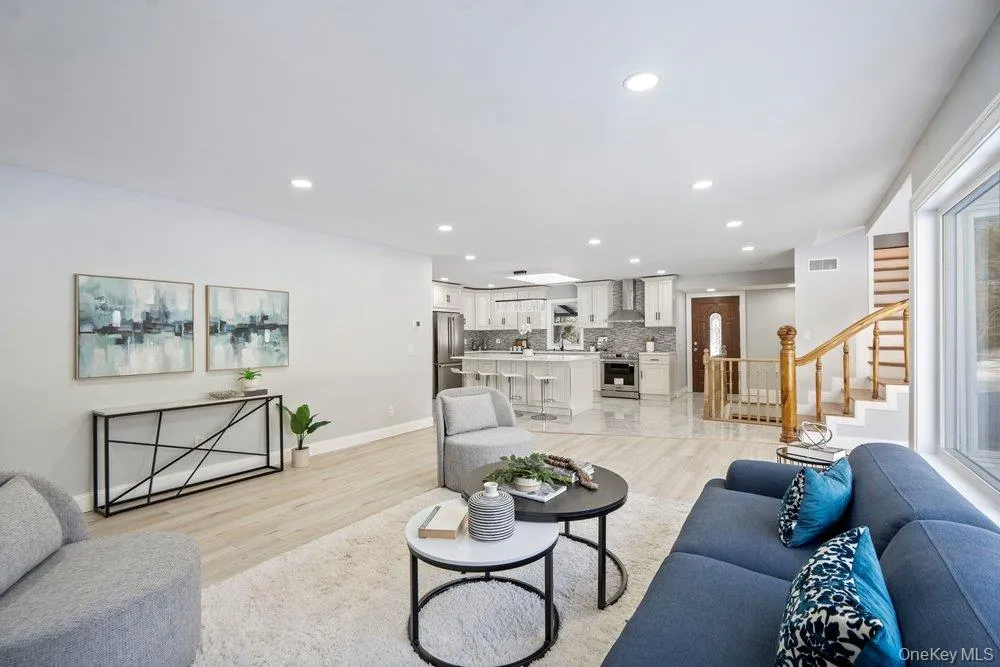 497 Woodbury Road, Huntington, NY, 4 Bedrooms Bedrooms, 9 Rooms Rooms,2 BathroomsBathrooms,Residential Sale,For Rent,Woodbury,0,999684 497 Woodbury Road, Huntington, NY, 4 Bedrooms Bedrooms, 9 Rooms Rooms,2 BathroomsBathrooms,Residential Sale,For Rent,Woodbury,0,999684