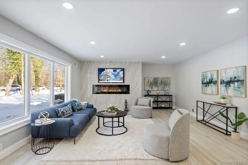 497 Woodbury Road, Huntington, NY, 4 Bedrooms Bedrooms, 9 Rooms Rooms,2 BathroomsBathrooms,Residential Sale,For Rent,Woodbury,0,999684 497 Woodbury Road, Huntington, NY, 4 Bedrooms Bedrooms, 9 Rooms Rooms,2 BathroomsBathrooms,Residential Sale,For Rent,Woodbury,0,999684