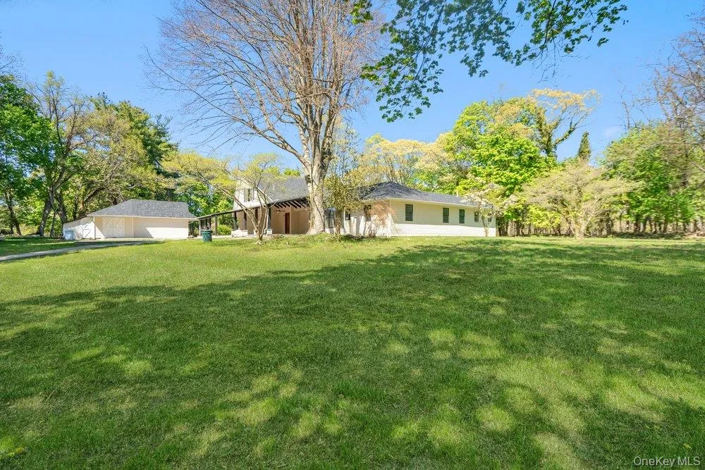 497 Woodbury Road, Huntington, NY, 4 Bedrooms Bedrooms, 9 Rooms Rooms,2 BathroomsBathrooms,Residential Sale,For Rent,Woodbury,0,999684 497 Woodbury Road, Huntington, NY, 4 Bedrooms Bedrooms, 9 Rooms Rooms,2 BathroomsBathrooms,Residential Sale,For Rent,Woodbury,0,999684