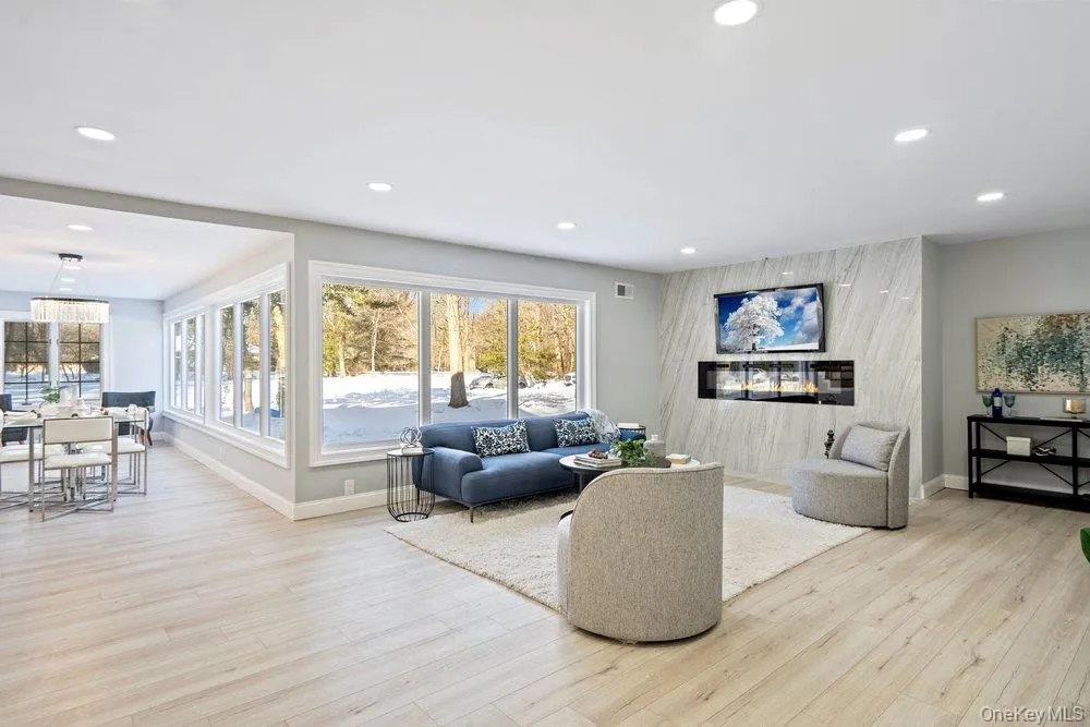 497 Woodbury Road, Huntington, NY, 4 Bedrooms Bedrooms, 9 Rooms Rooms,2 BathroomsBathrooms,Residential Sale,For Rent,Woodbury,0,999684 497 Woodbury Road, Huntington, NY, 4 Bedrooms Bedrooms, 9 Rooms Rooms,2 BathroomsBathrooms,Residential Sale,For Rent,Woodbury,0,999684