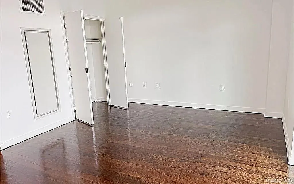 1215 Broadway, New York, NY, 2 Rooms Rooms,1 BathroomBathrooms,Residential Sale,For Rent,Broadway,0,999685 1215 Broadway, New York, NY, 2 Rooms Rooms,1 BathroomBathrooms,Residential Sale,For Rent,Broadway,0,999685