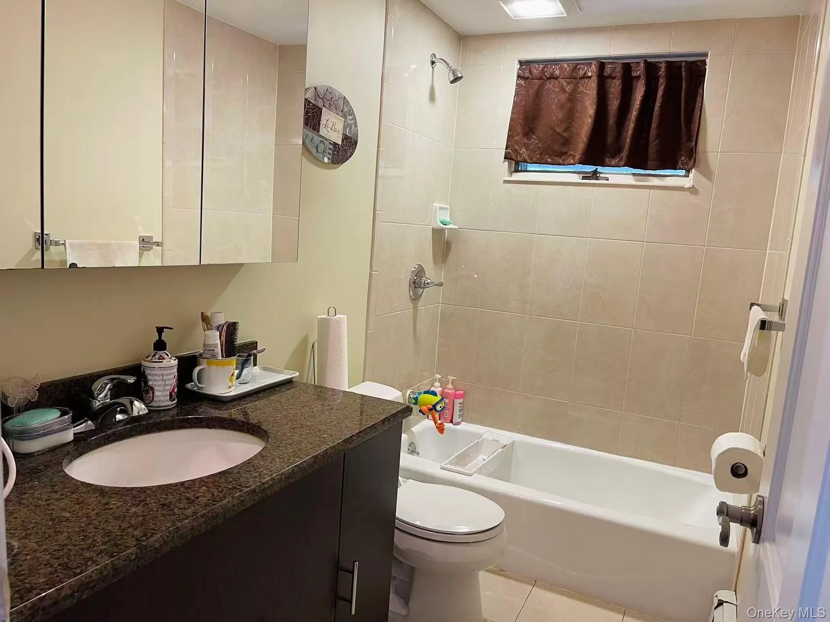 12 Vernon Street, Oyster Bay, NY, 5 Bedrooms Bedrooms, 10 Rooms Rooms,2 BathroomsBathrooms,Residential Lease,For Rent,Vernon,0,999686 12 Vernon Street, Oyster Bay, NY, 5 Bedrooms Bedrooms, 10 Rooms Rooms,2 BathroomsBathrooms,Residential Lease,For Rent,Vernon,0,999686