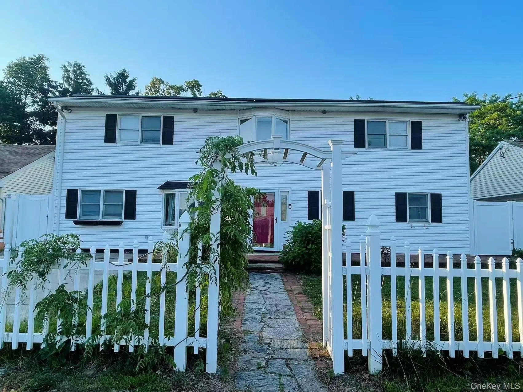 12 Vernon Street, Oyster Bay, NY, 5 Bedrooms Bedrooms, 10 Rooms Rooms,2 BathroomsBathrooms,Residential Lease,For Rent,Vernon,0,999686 12 Vernon Street, Oyster Bay, NY, 5 Bedrooms Bedrooms, 10 Rooms Rooms,2 BathroomsBathrooms,Residential Lease,For Rent,Vernon,0,999686