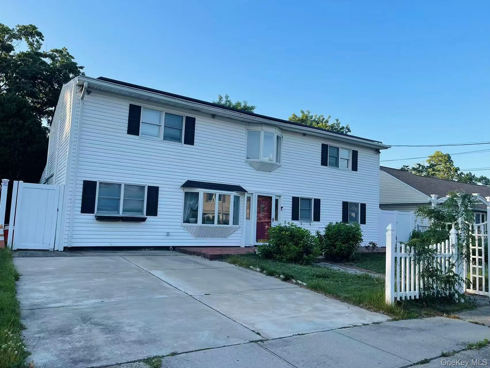 12 Vernon Street, Oyster Bay, NY, 5 Bedrooms Bedrooms, 10 Rooms Rooms,2 BathroomsBathrooms,Residential Lease,For Rent,Vernon,0,999686 12 Vernon Street, Oyster Bay, NY, 5 Bedrooms Bedrooms, 10 Rooms Rooms,2 BathroomsBathrooms,Residential Lease,For Rent,Vernon,0,999686